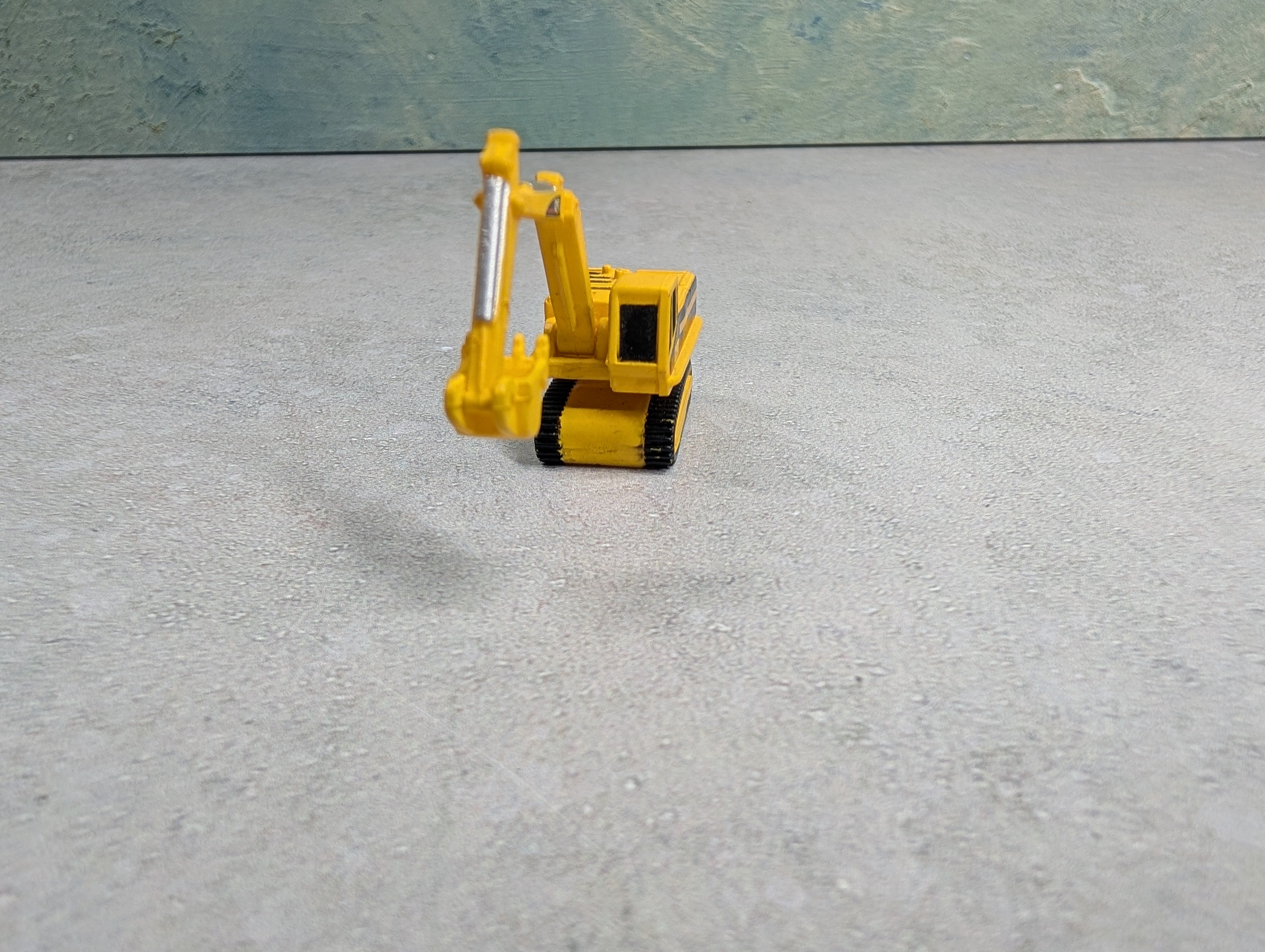 USED N Scale Cat Excavator w/ Moving Parts