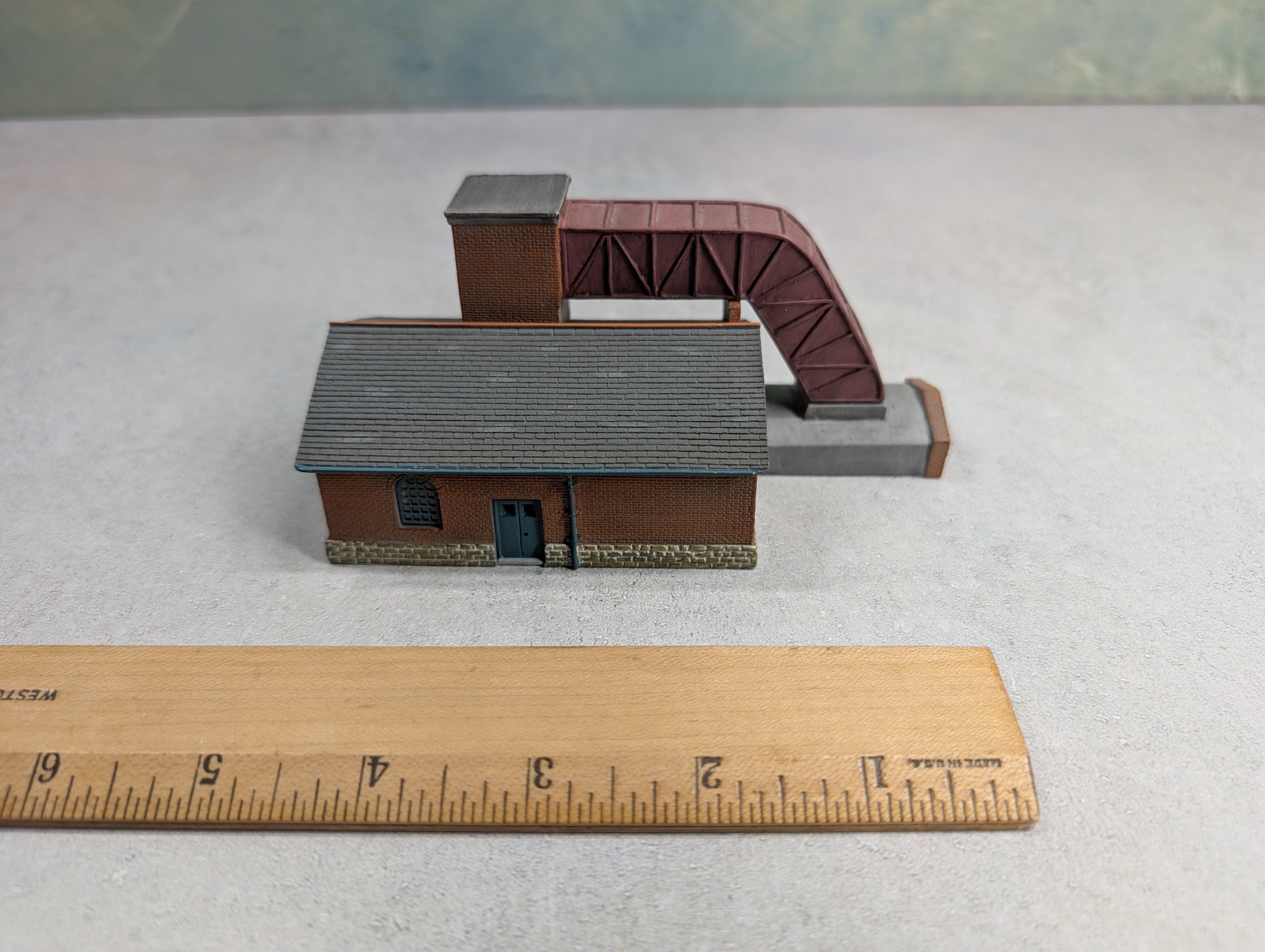 USED Bachmann 42-027 N Scale Scenecraft Hampton Heath Colliery Fan House Building