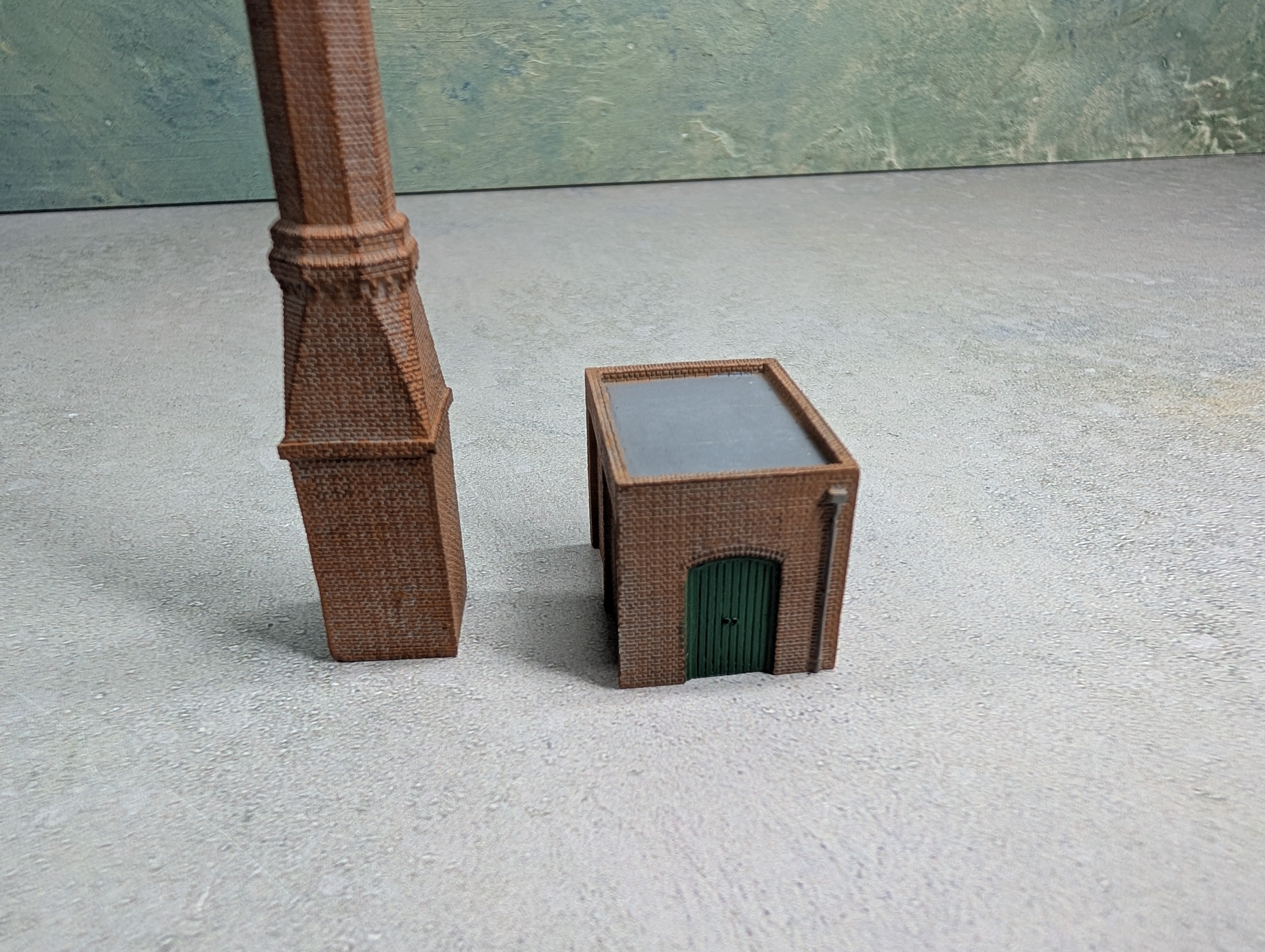 USED Bachmann N Scale Lot of Scenecraft Structures (2 pcs)