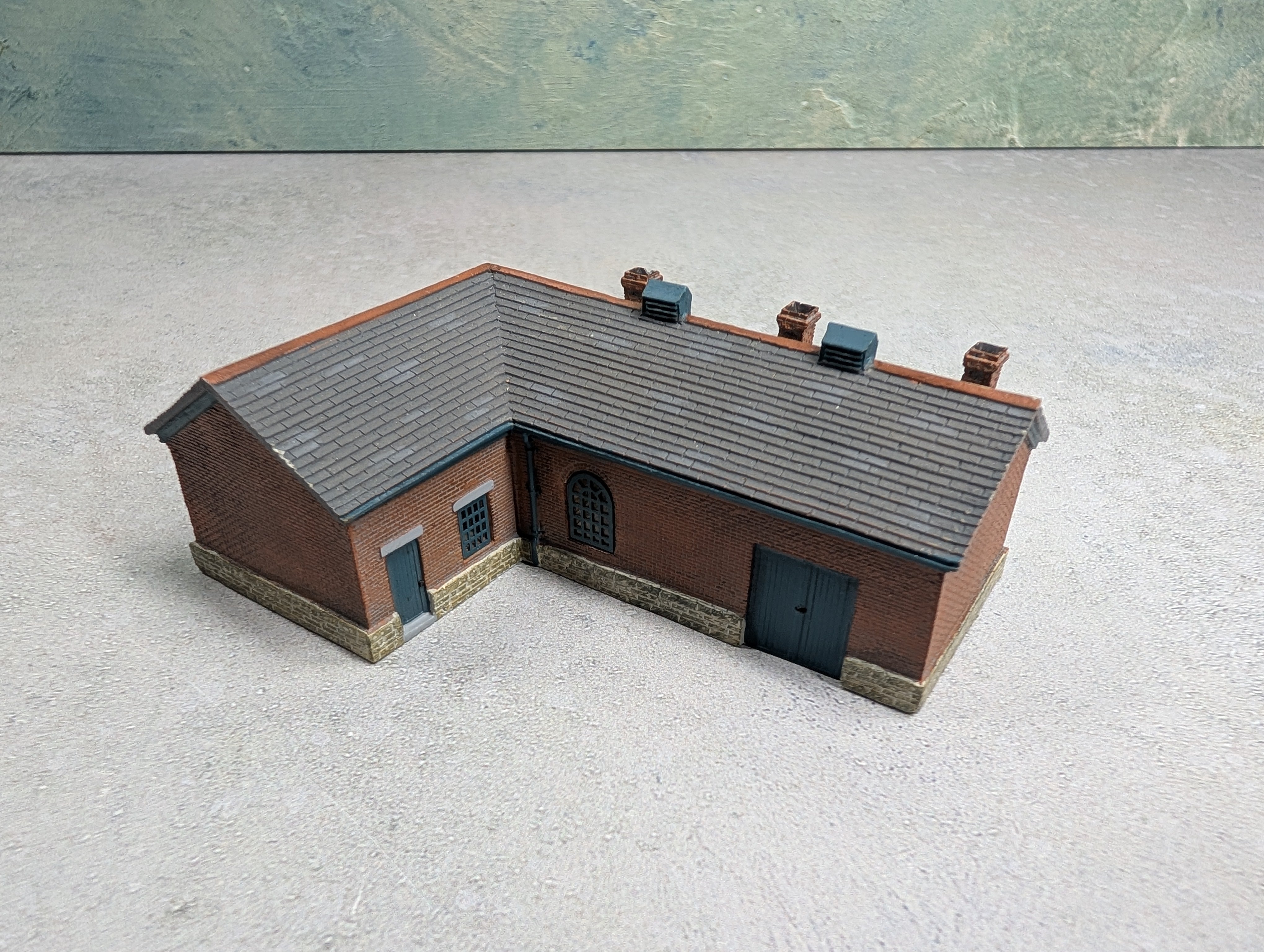 USED Bachmann 42-033 N Scale Scenecraft Hampton Heath Colliery Blacksmiths Building