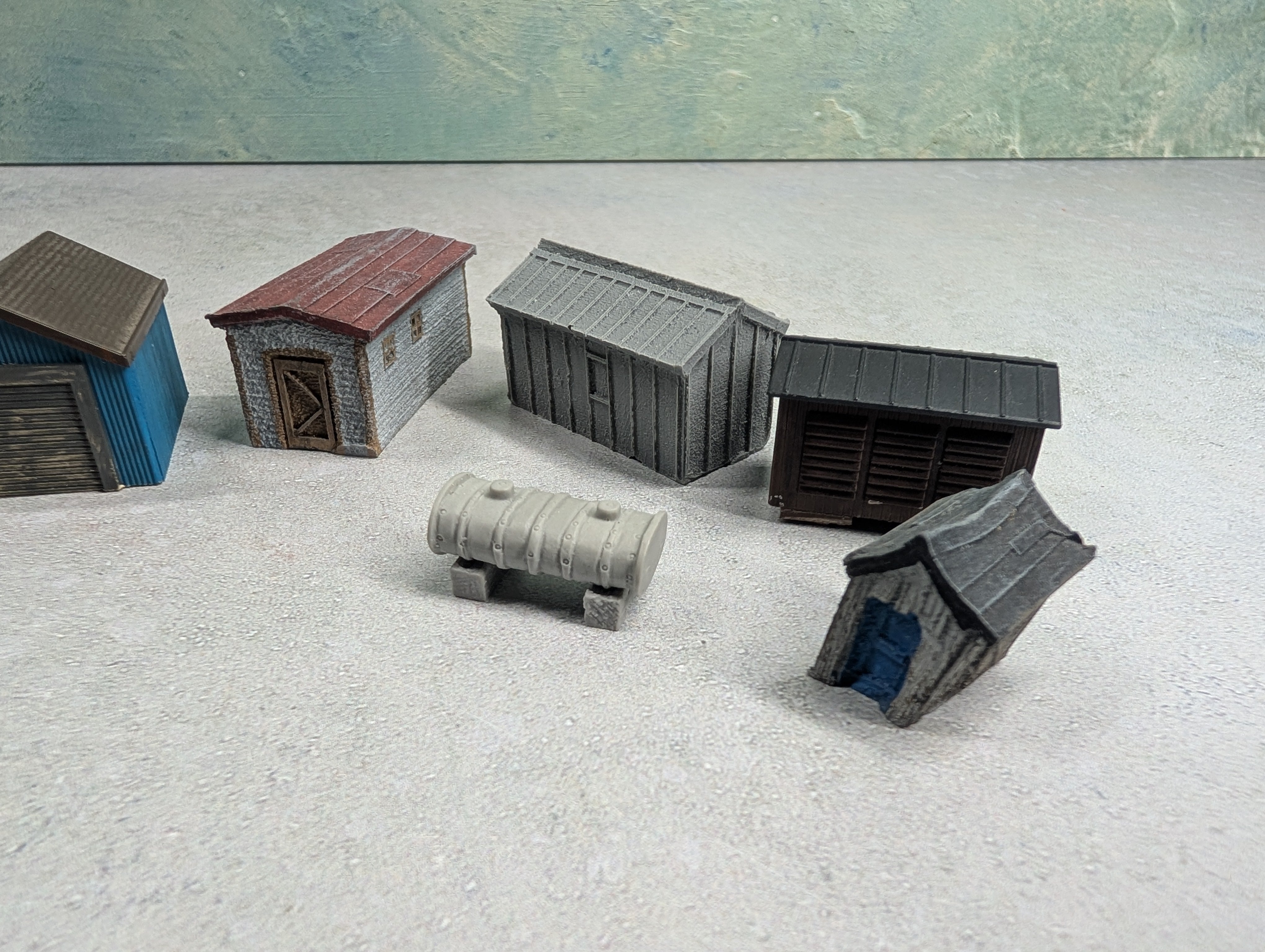USED N Scale Lot of Various Small Buildings, Sheds, Shanty (9 pcs)