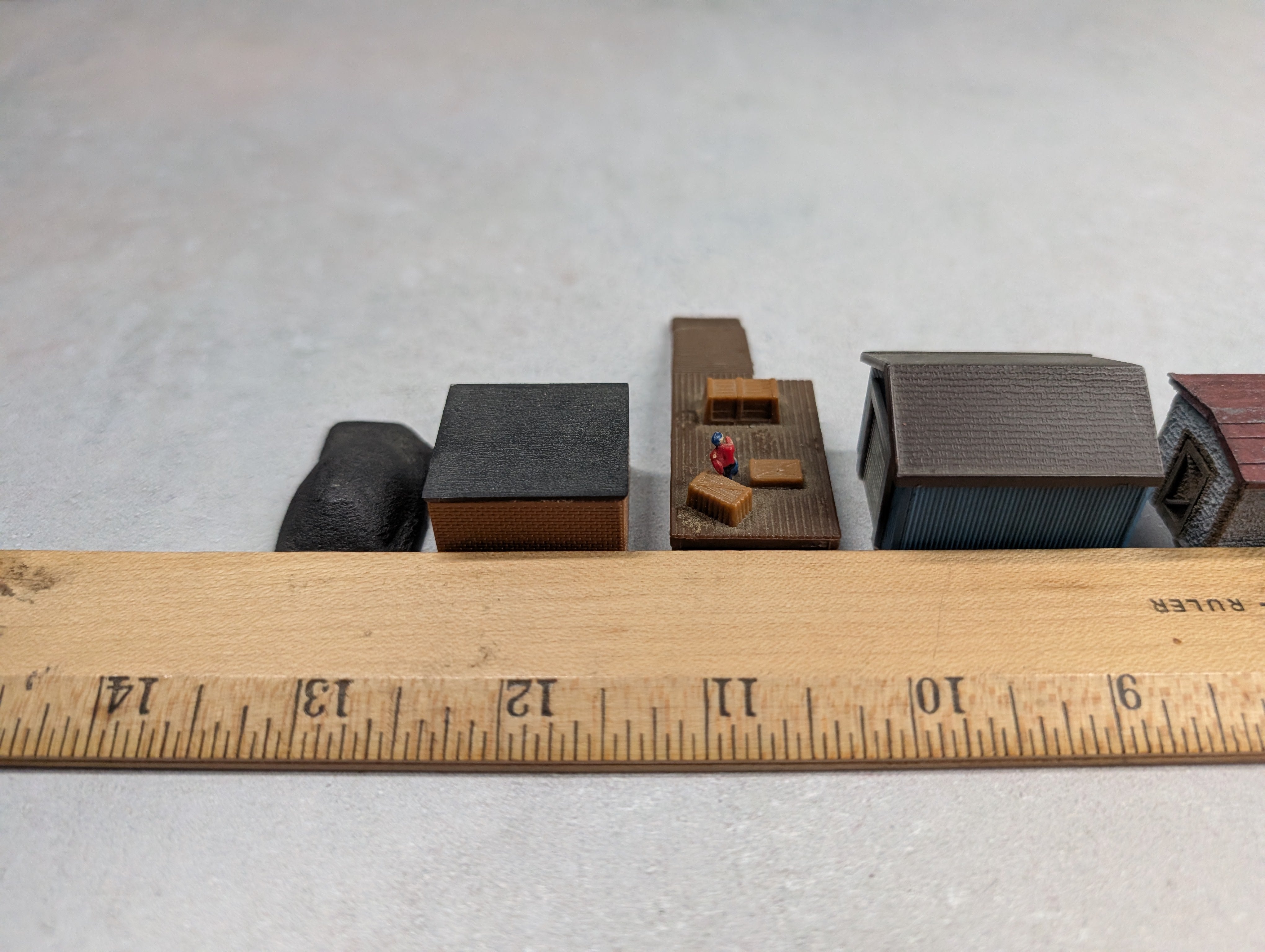 USED N Scale Lot of Various Small Buildings, Sheds, Shanty (9 pcs)