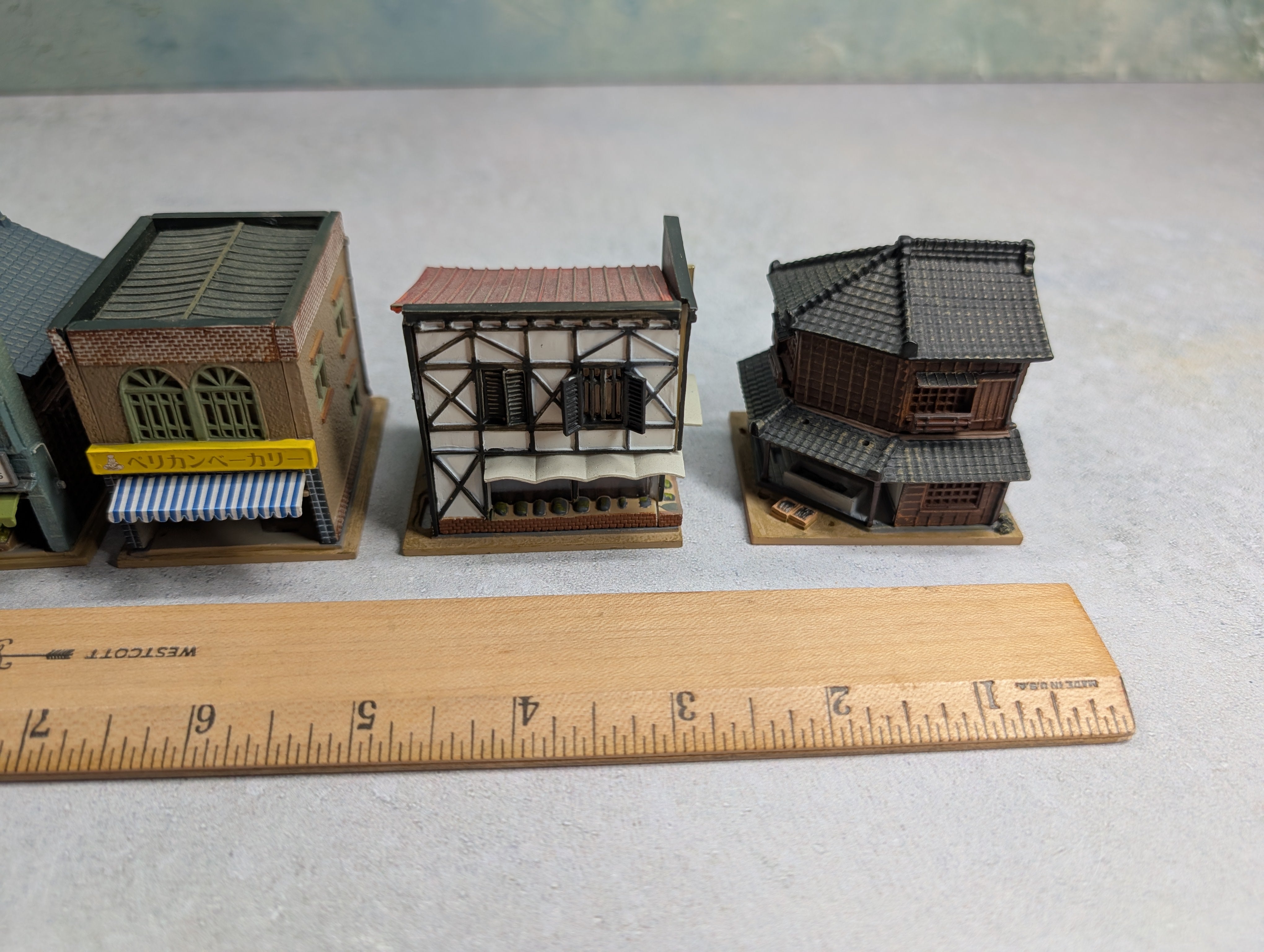 USED TomyTec N Scale Lot of Japenese Shops, Business Buildings (5 pcs)