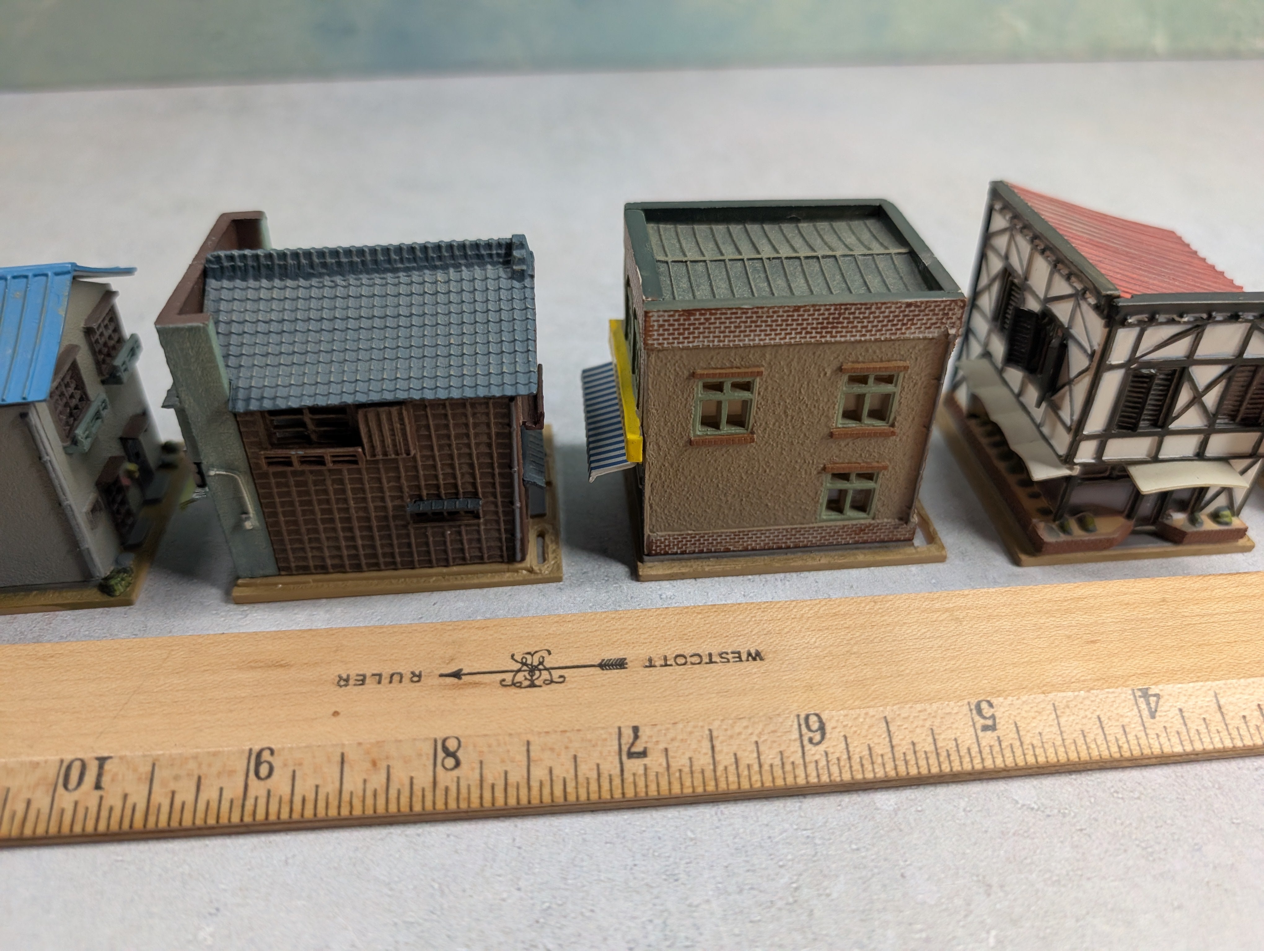 USED TomyTec N Scale Lot of Japenese Shops, Business Buildings (5 pcs)