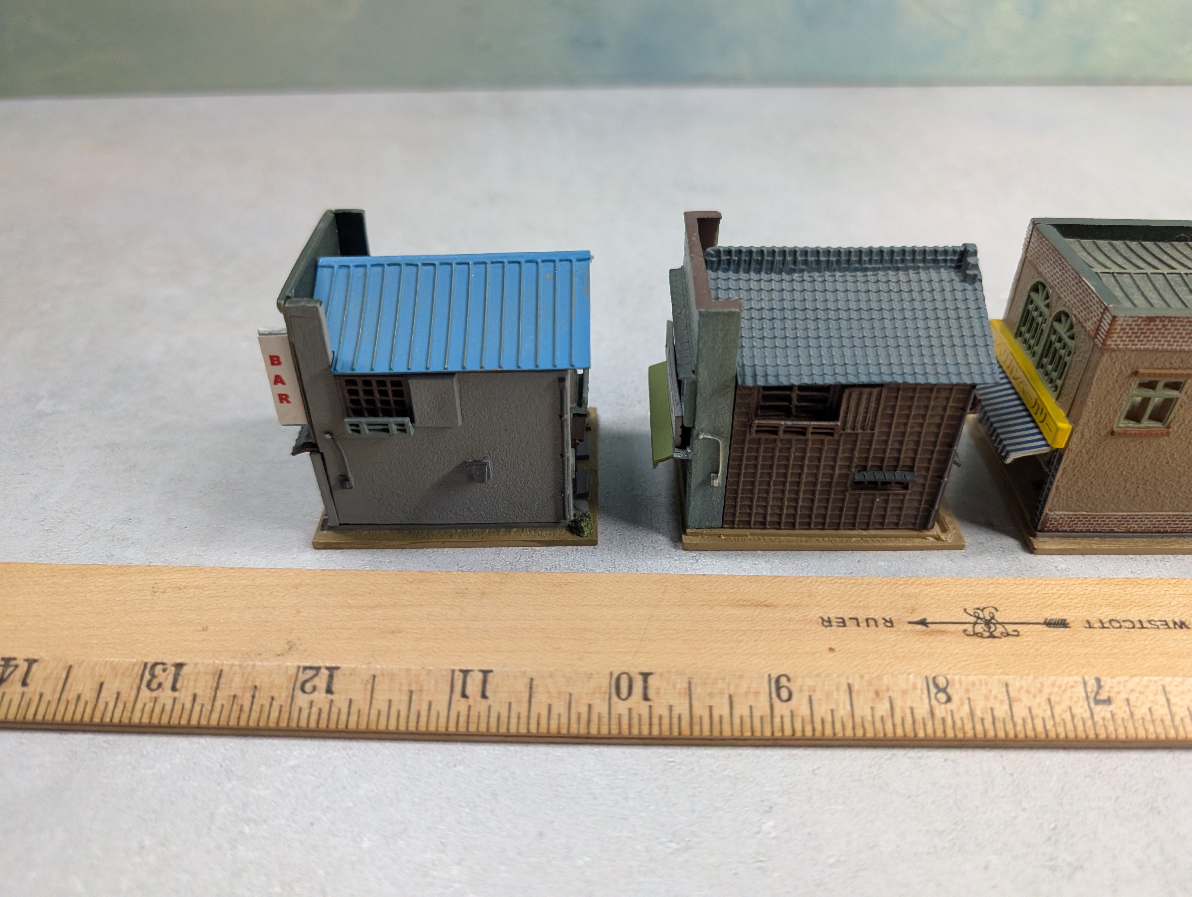 USED TomyTec N Scale Lot of Japenese Shops, Business Buildings (5 pcs)