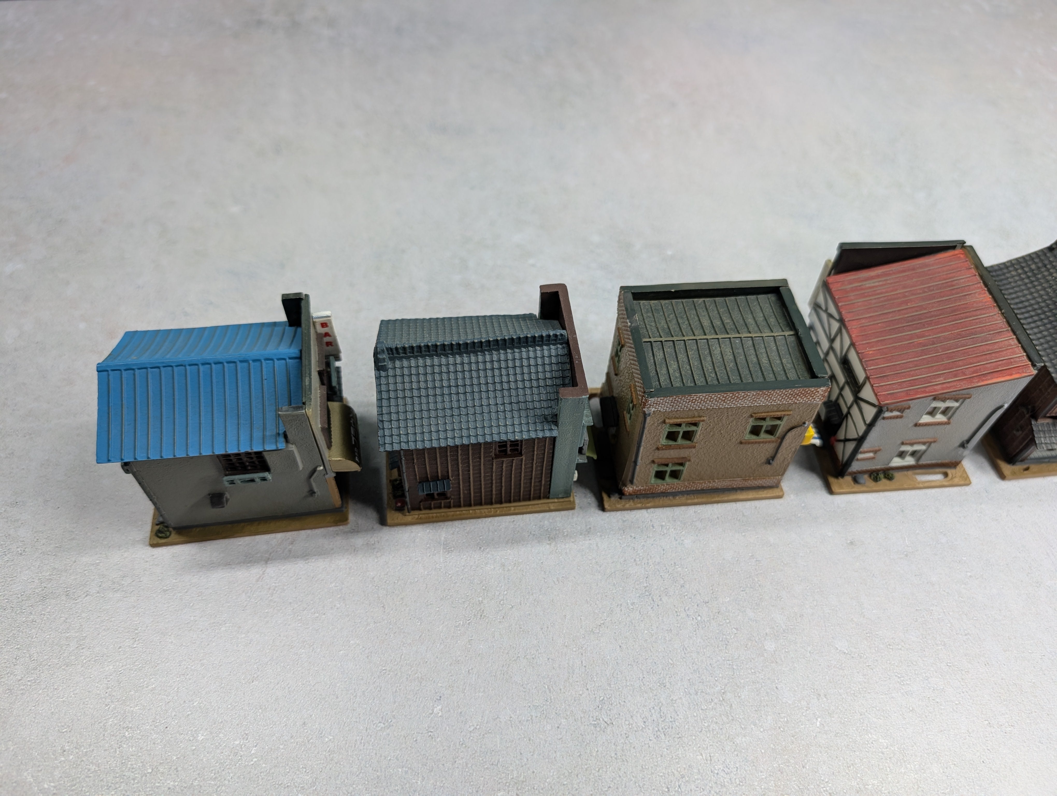 USED TomyTec N Scale Lot of Japenese Shops, Business Buildings (5 pcs)