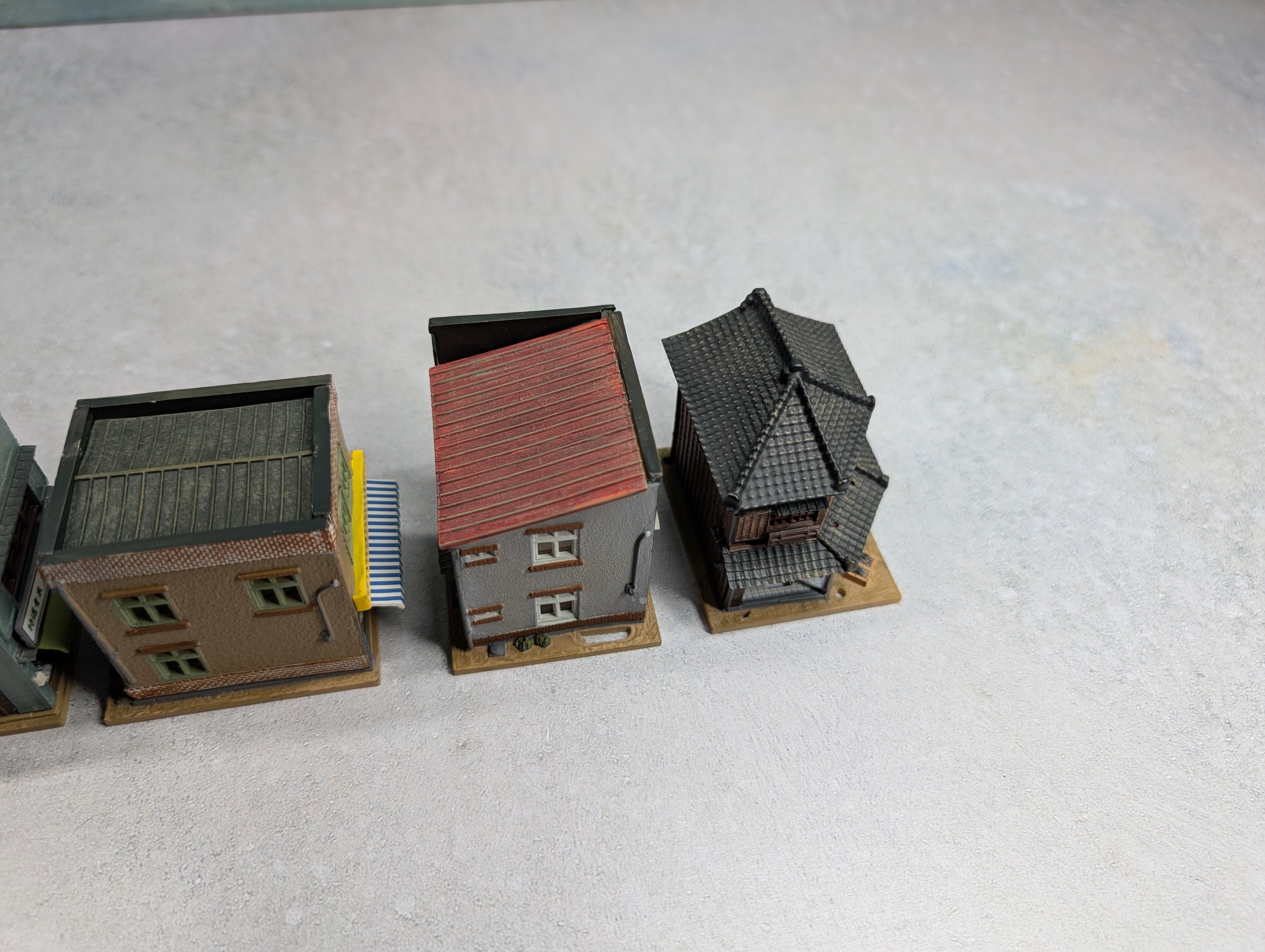USED TomyTec N Scale Lot of Japenese Shops, Business Buildings (5 pcs)