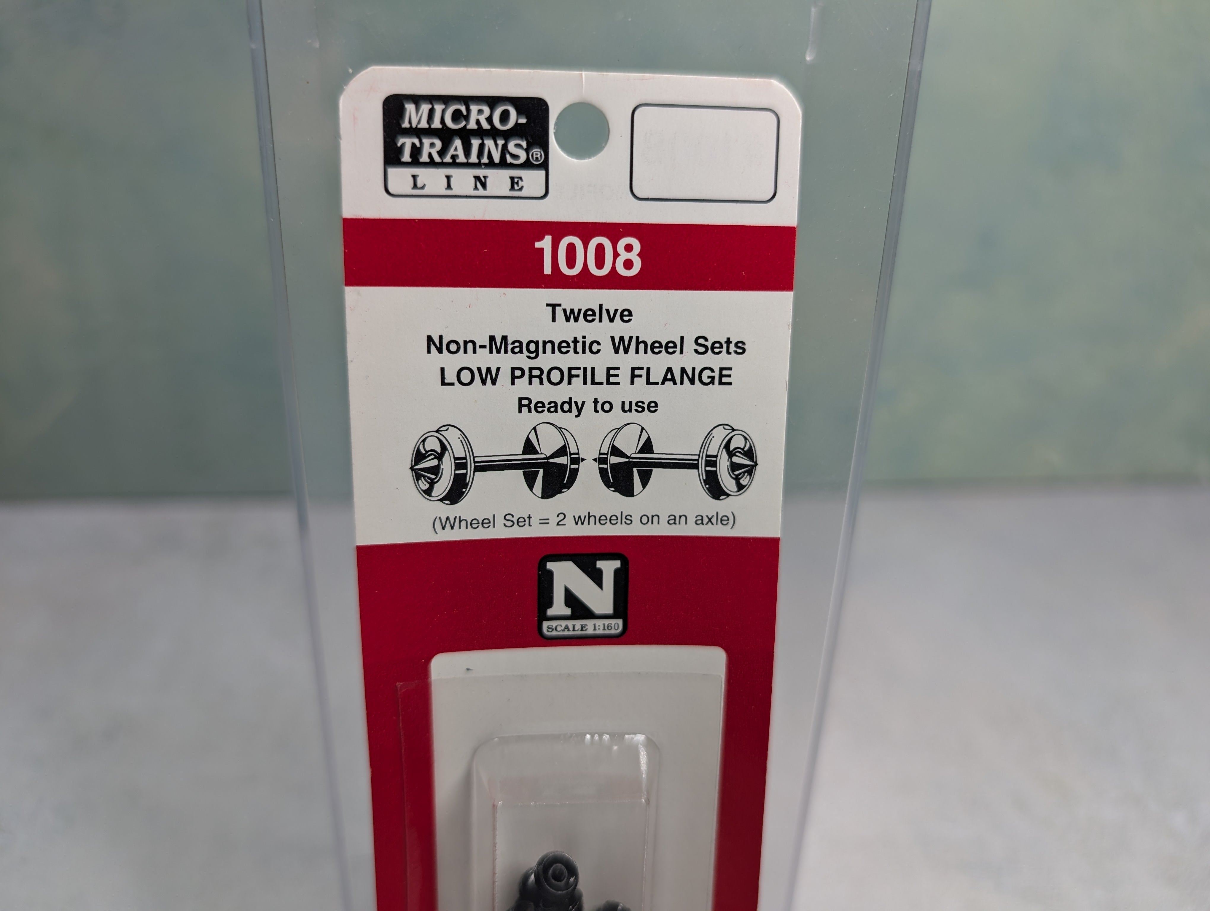 Micro-Trains 1008 N Scale 12 Non-Magnetic Wheel Sets - Low Profile Flange