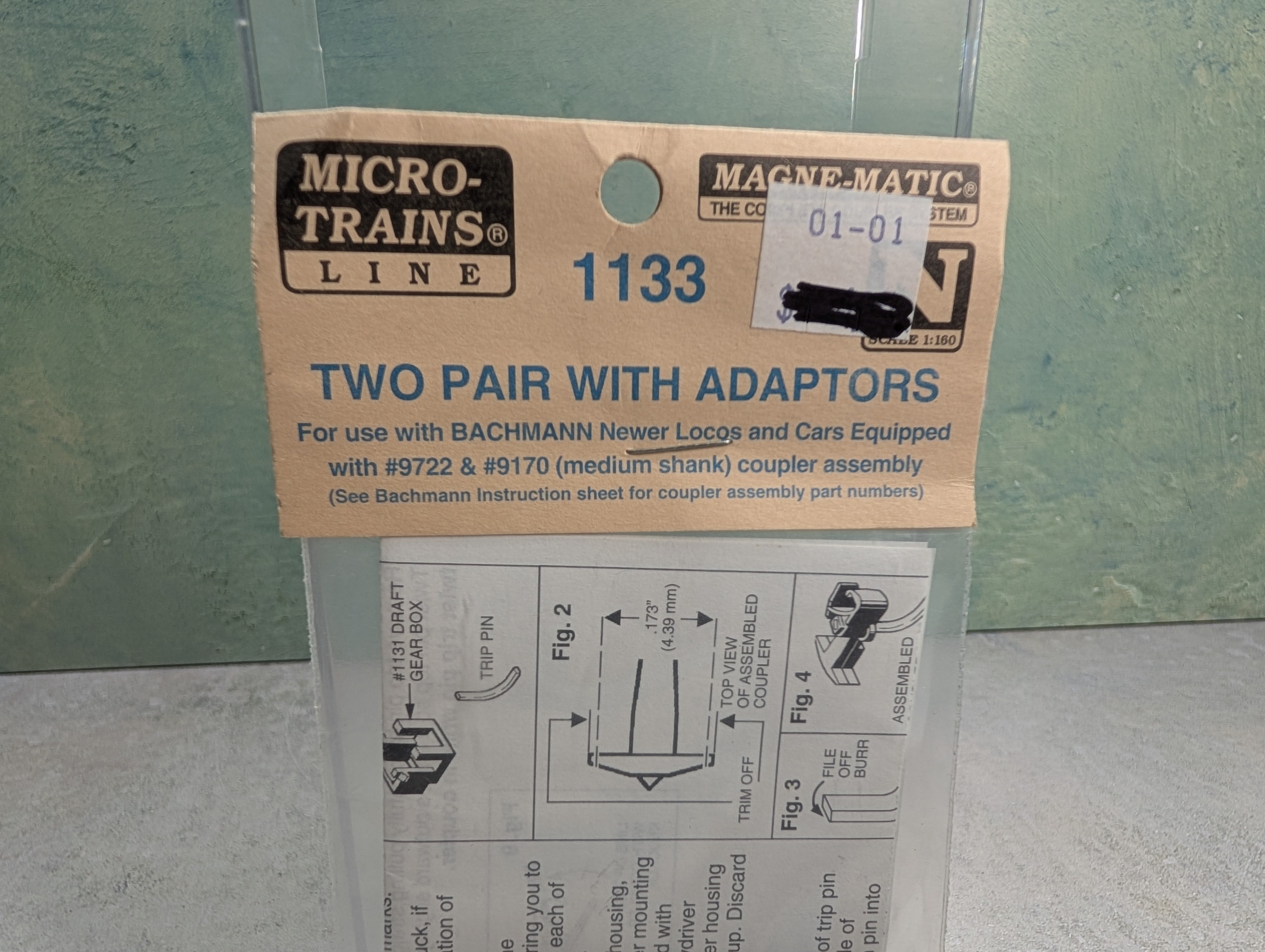Micro-Trains 1133 N Scale Magne-Matic Couplers Two Pair with Adaptors