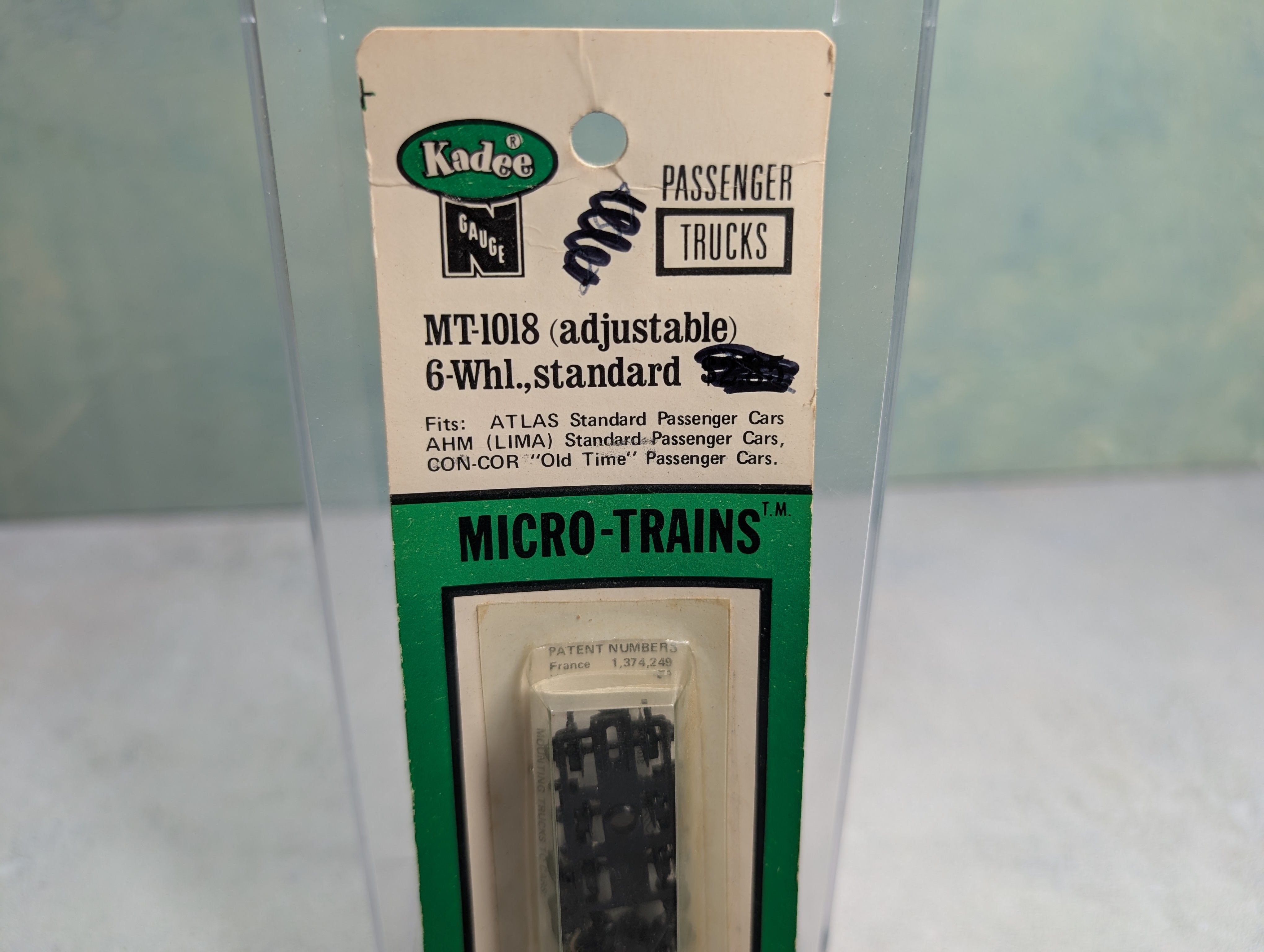 Kadee MT-1018 N Scale Passenger Trucks - Adjustable 6 Wheel Standard