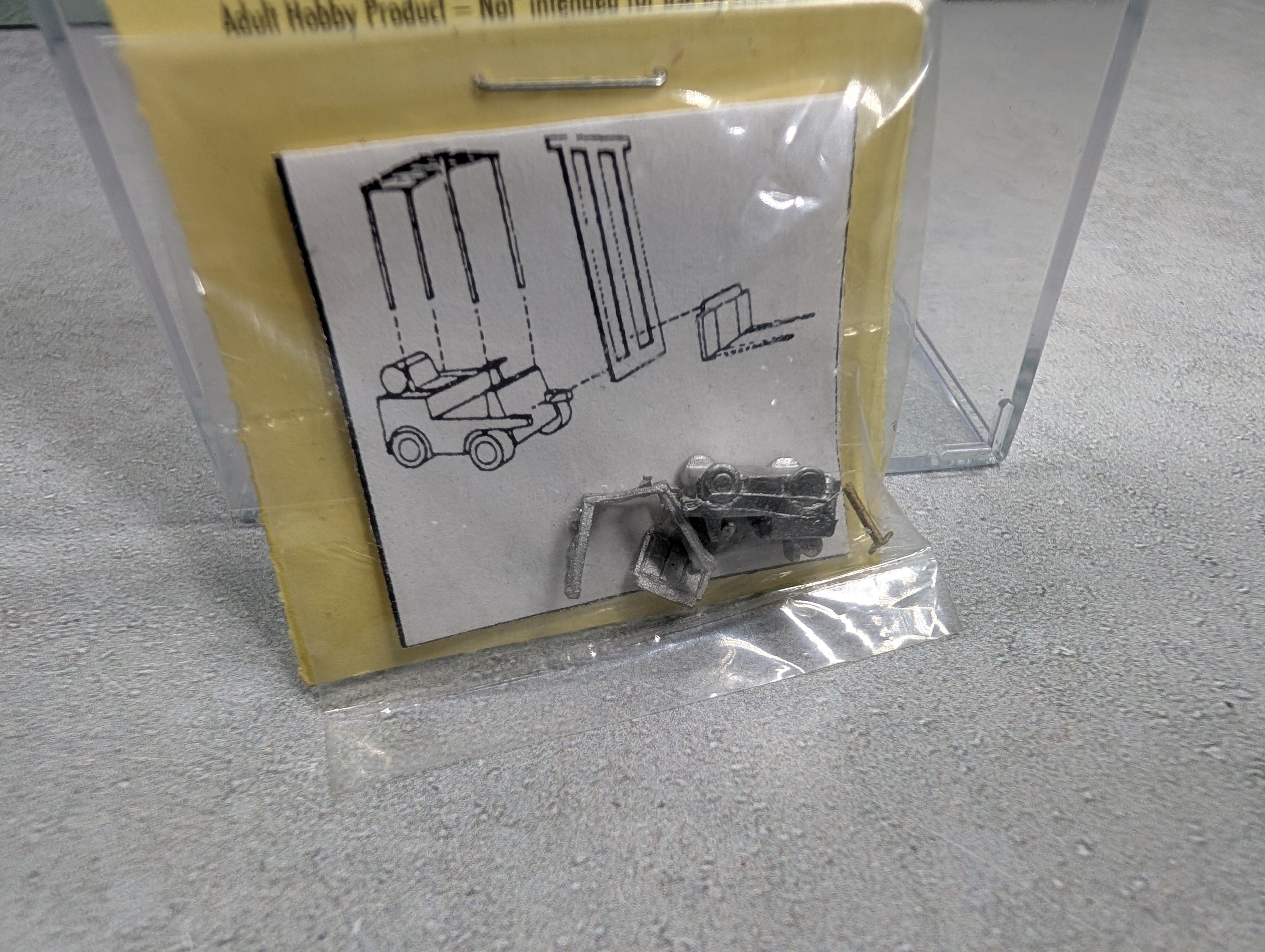 Period Miniatures 2116 N Scale 3,000 lb Forklift KIT