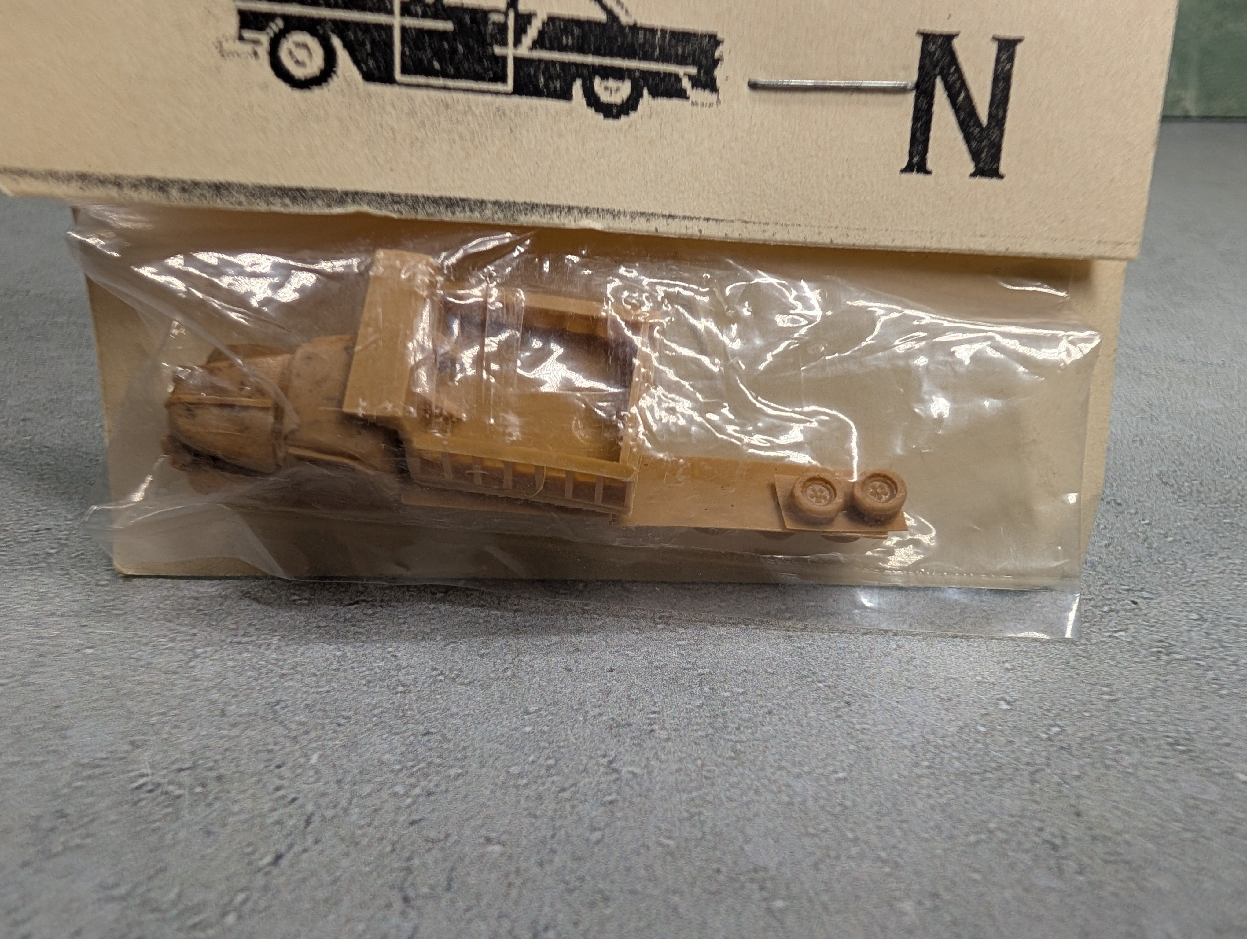 Lineside Models 2040 N Scale 47 Ford Dump Truck KIT
