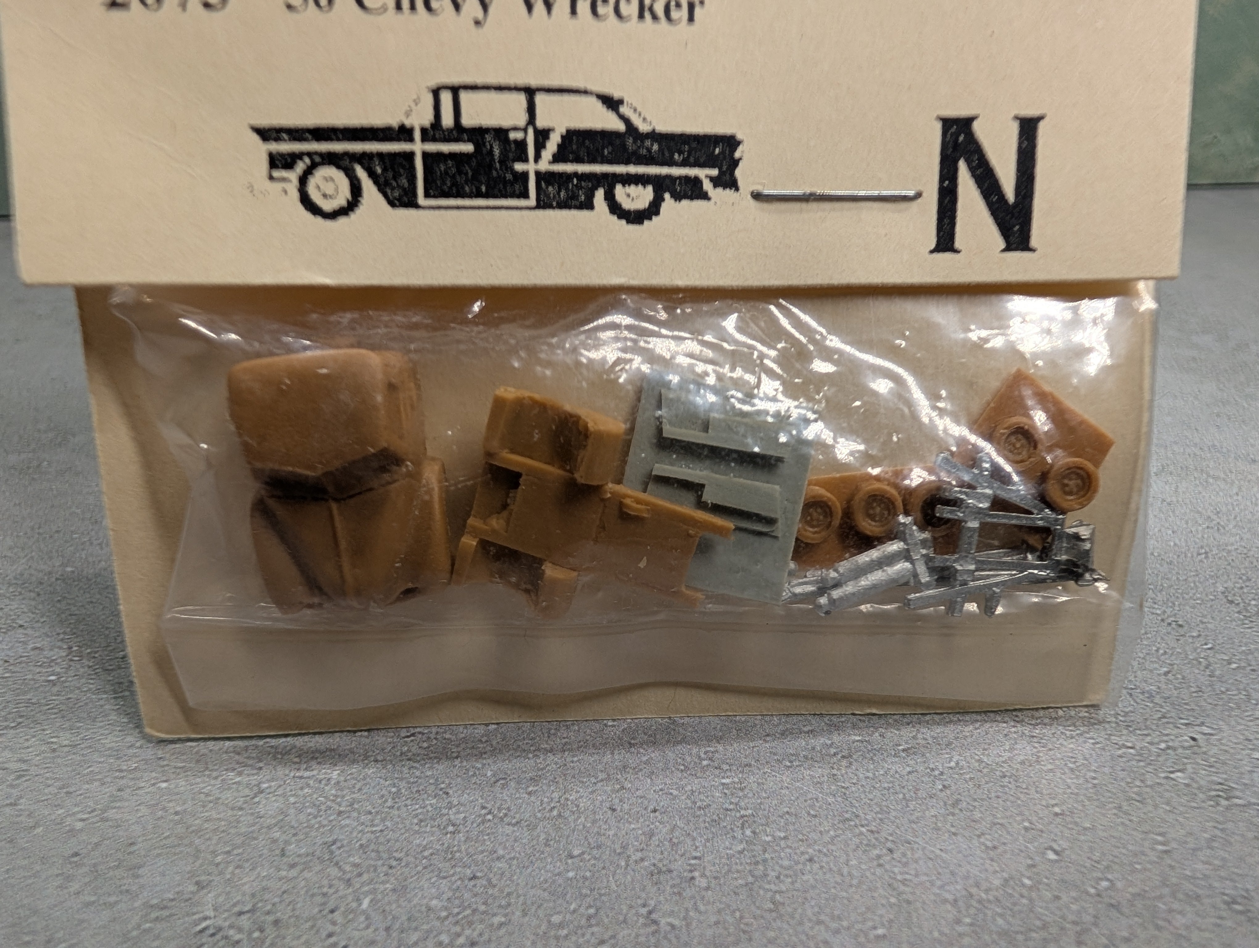 Lineside Models 2073 N Scale 50 Chevy Wrecker KIT