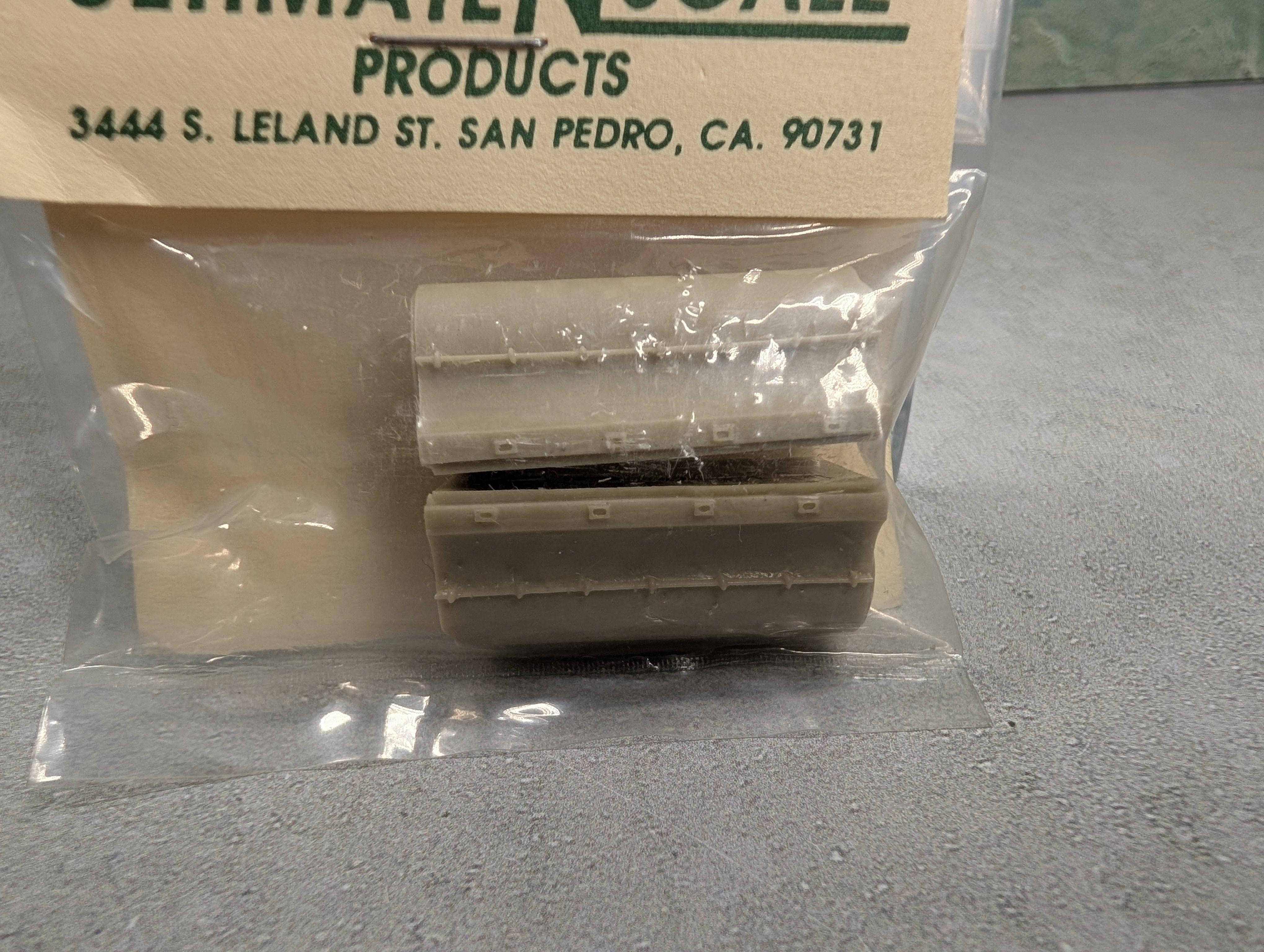 Ultimate N Scale B #2907 N Scale 18' Fitch Standard Bell Style Milk Container For Flat Car 30's-50's KIT