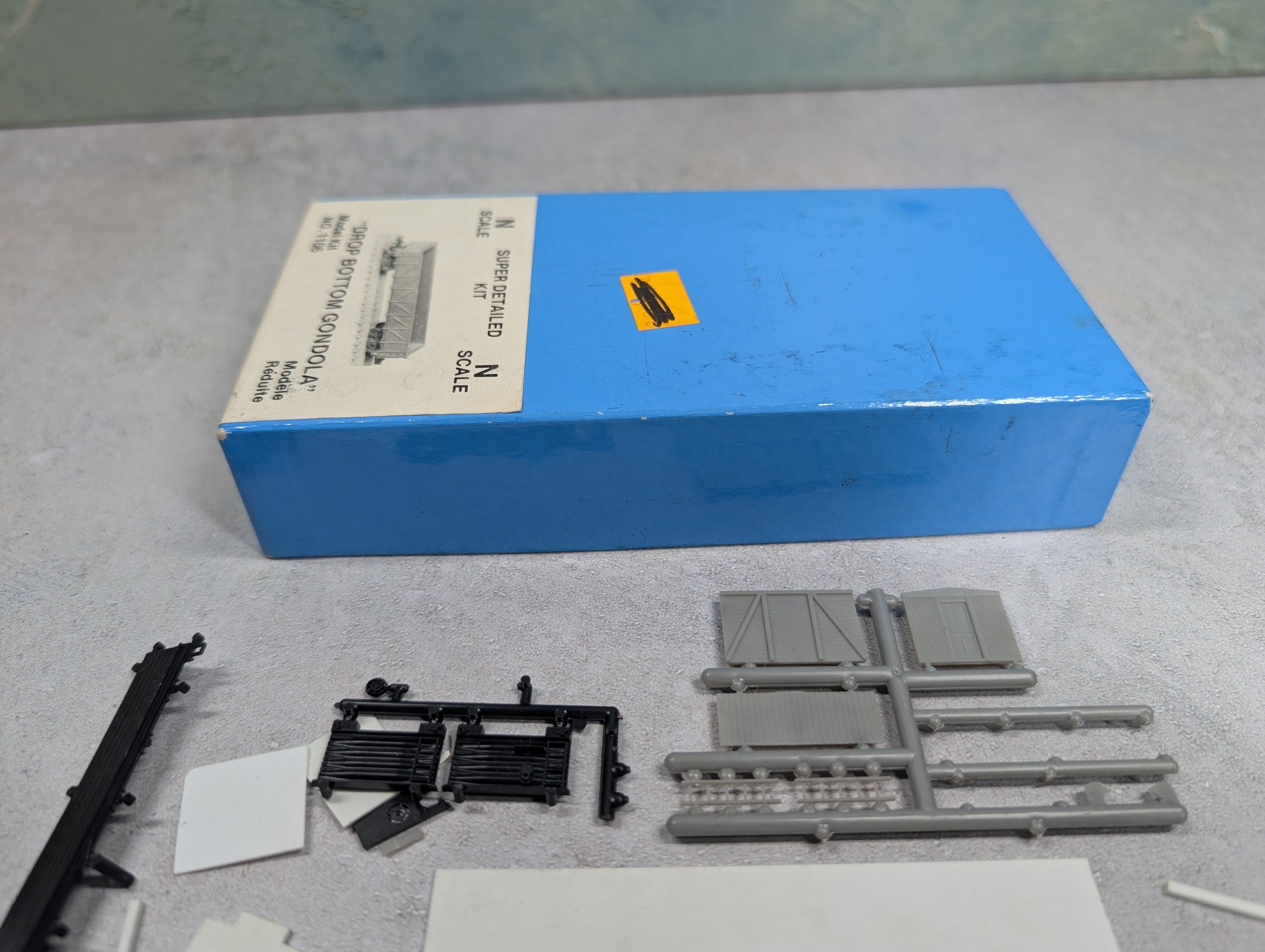 USED Dimi-Trains 1106 N Scale 40' Drop Bottom Gondola KIT