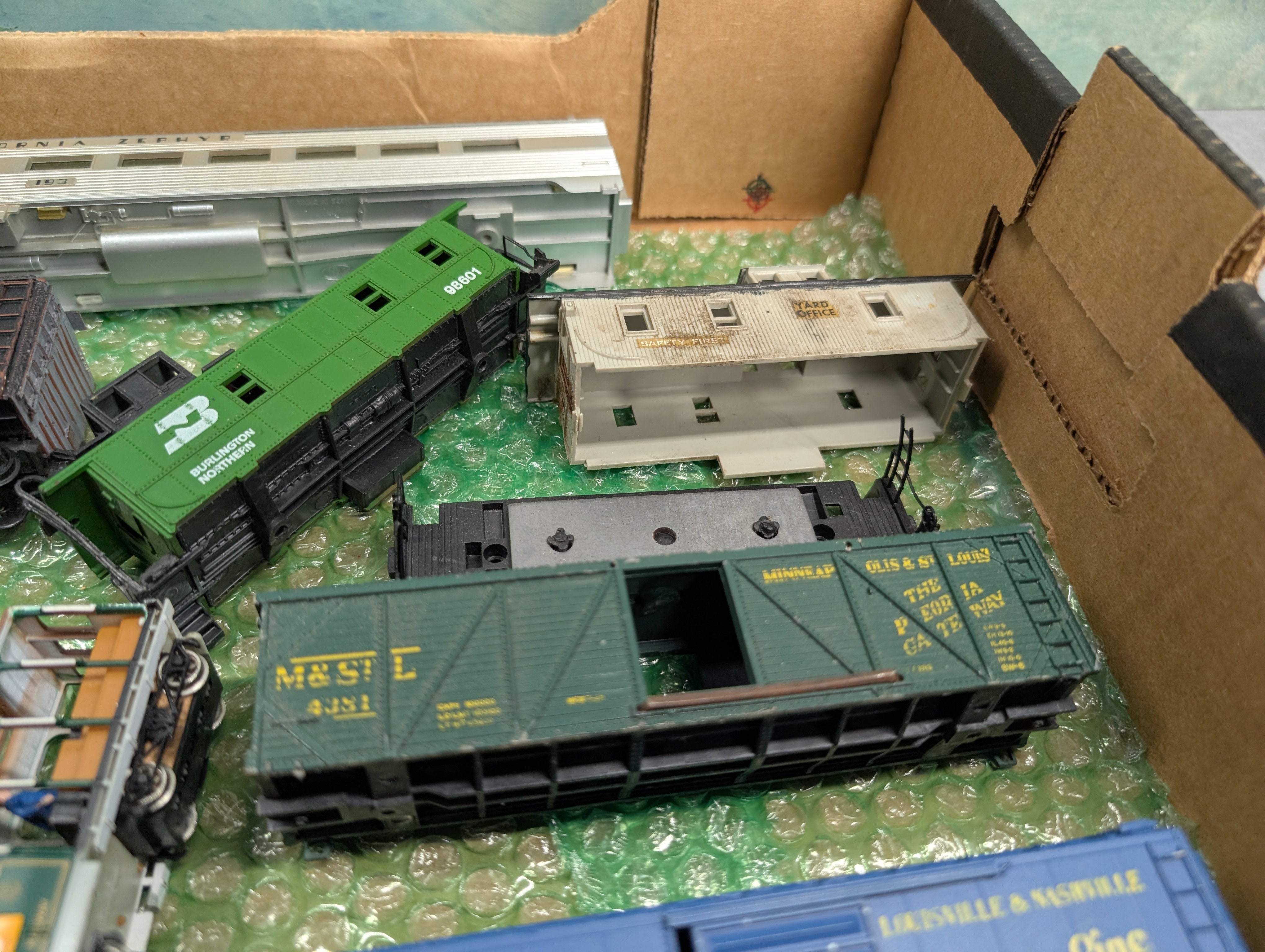 USED HO Scale Lot of Freight & Passenger Car Shells & Parts
