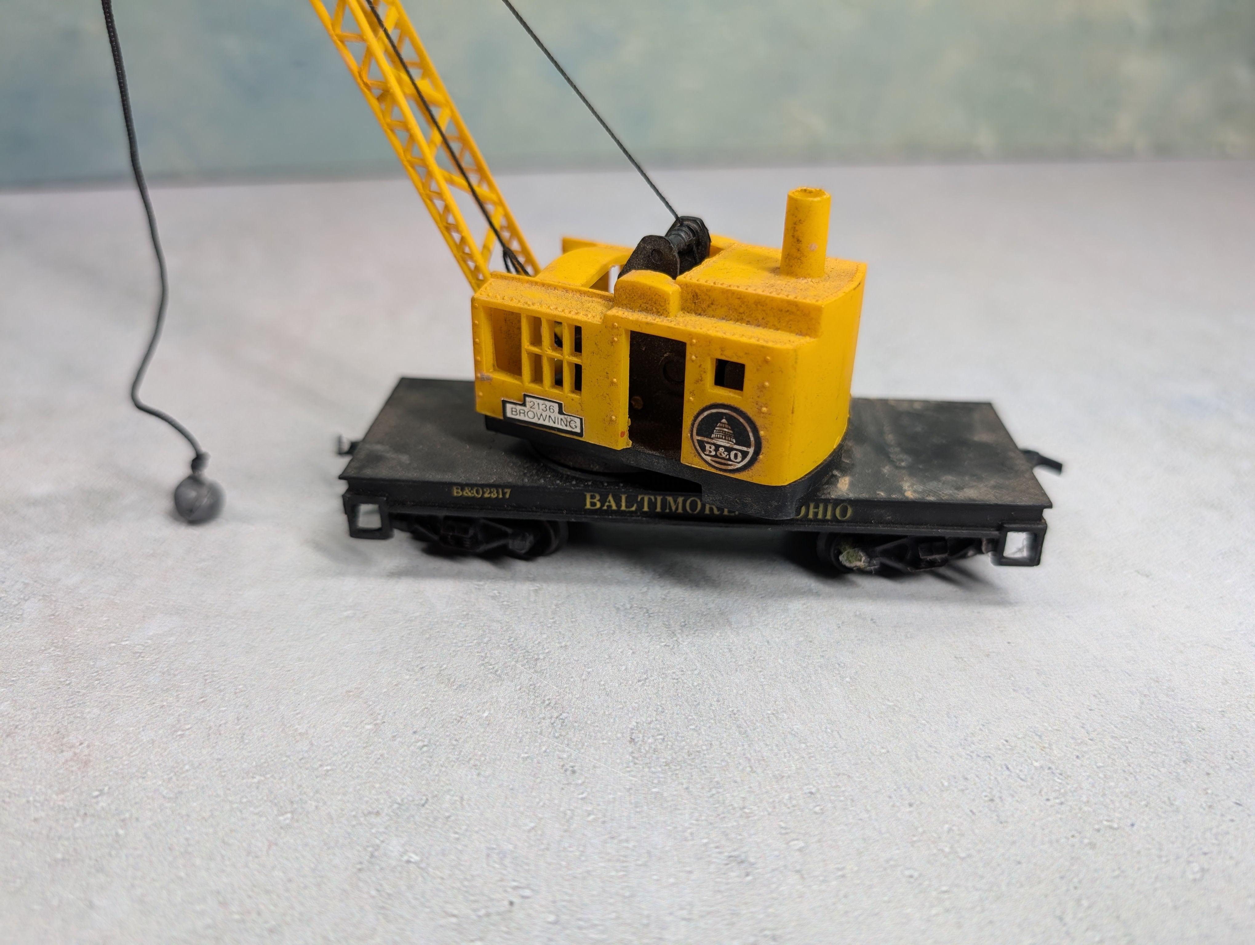 USED Life-Like HO Scale Lot of Railroad Cranes - Incomplete (2 pcs)