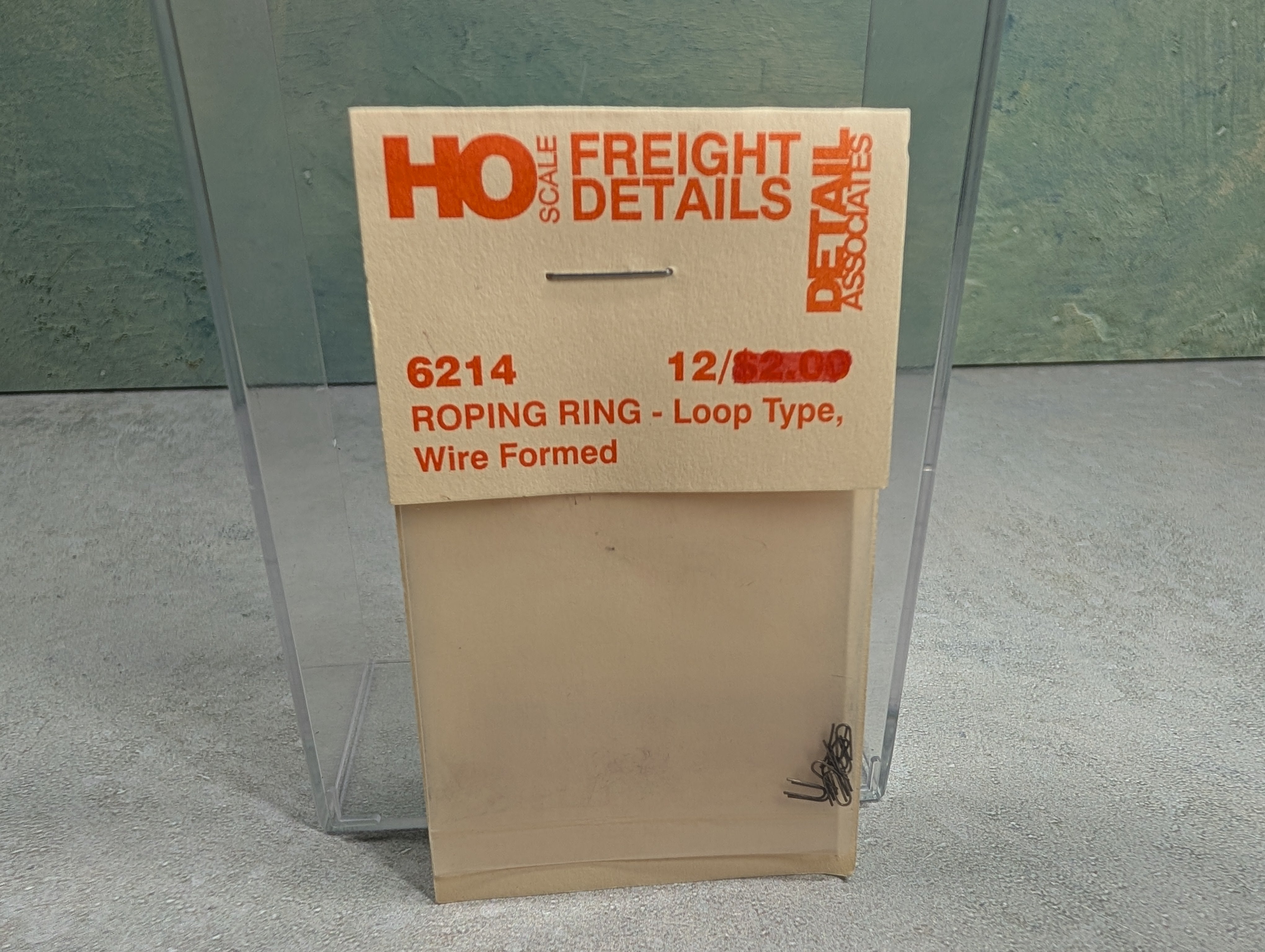 Detail Associates 6214 HO Scale Roping Ring Loop Type Wire Formed (12 pcs)