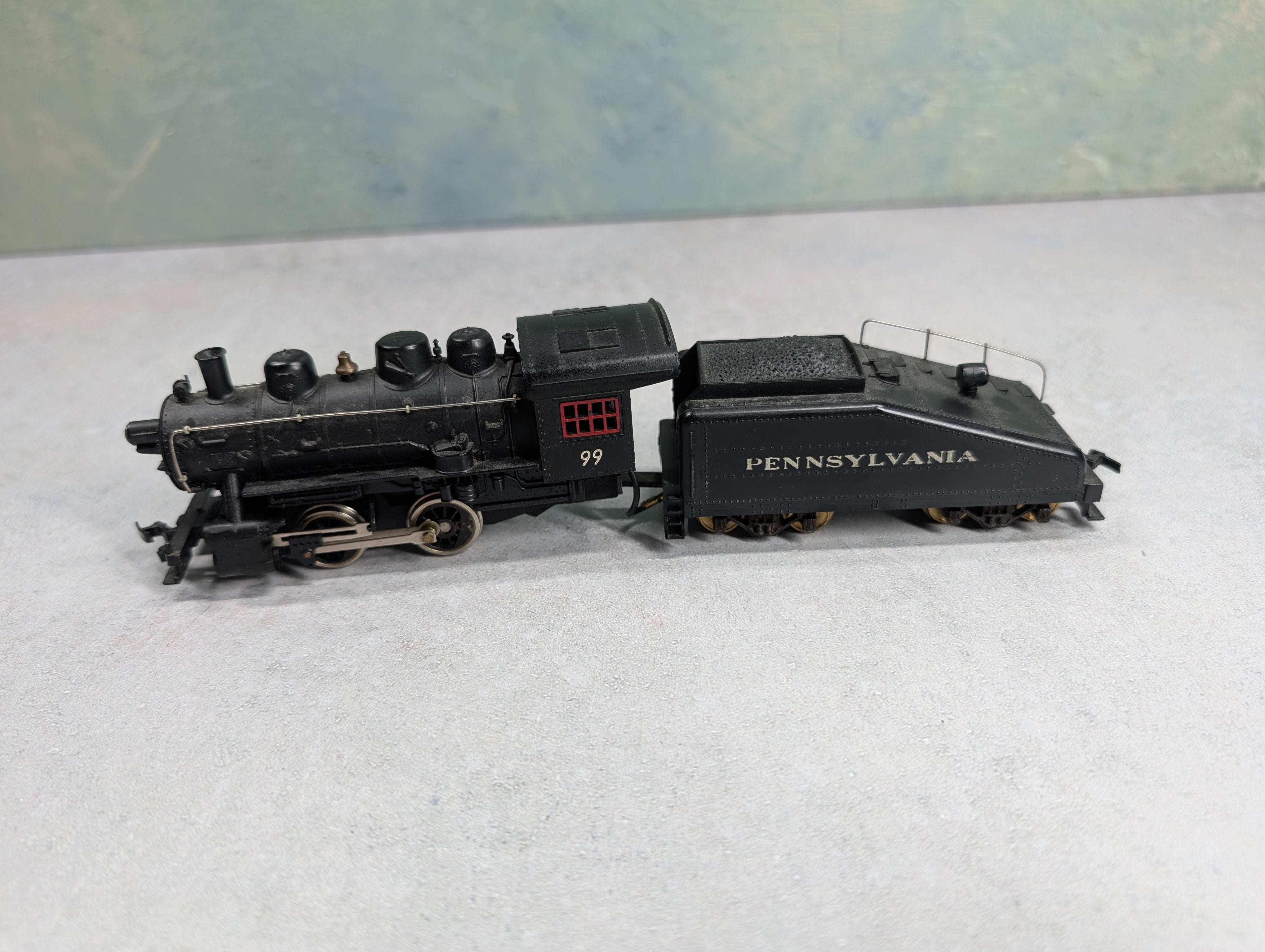 USED Mantua HO Scale 0-4-0 Steam Locomotive Pennsylvania #99 Runs DC