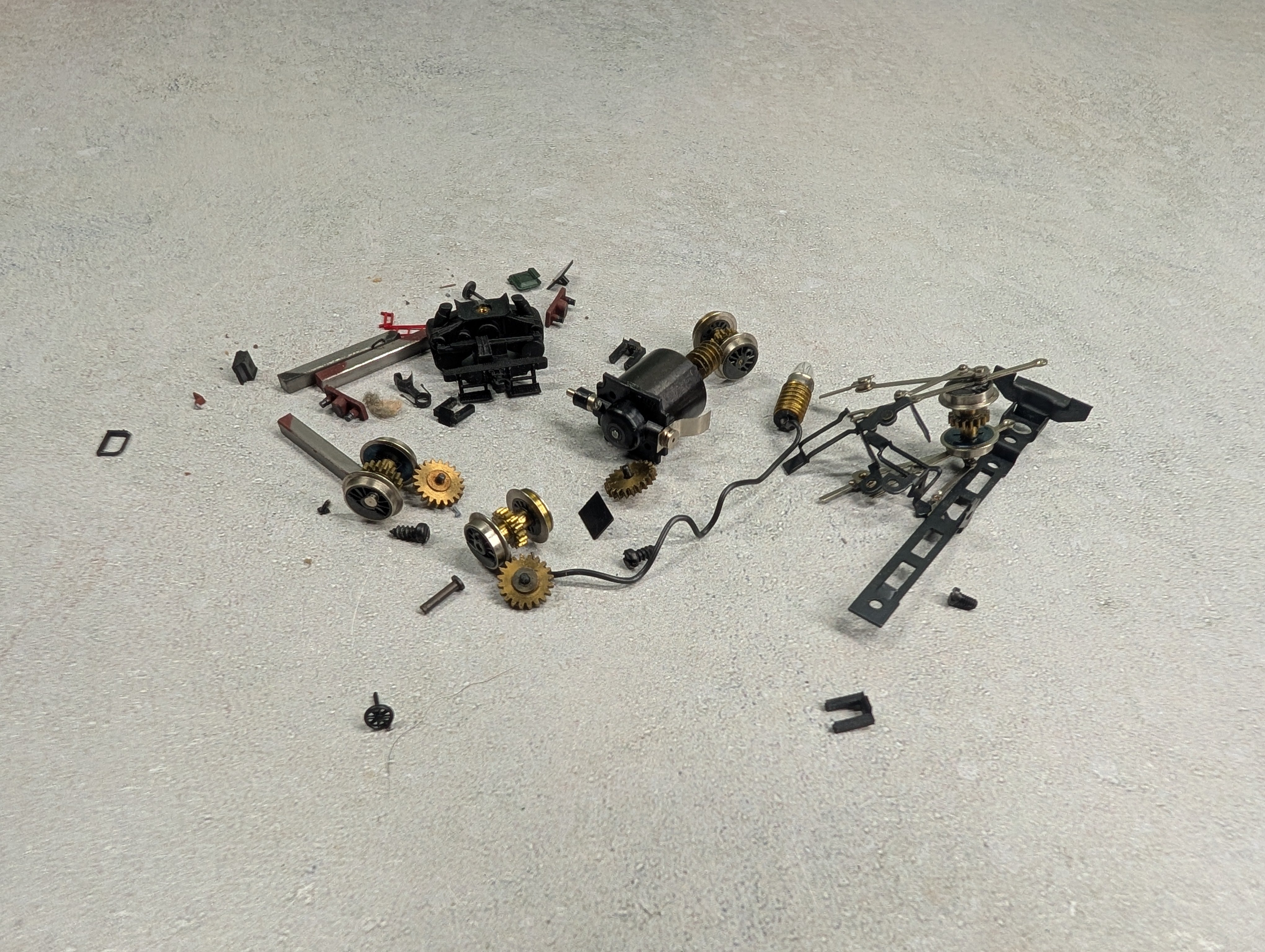 USED N Scale Lot of Detail Parts & Misc Parts