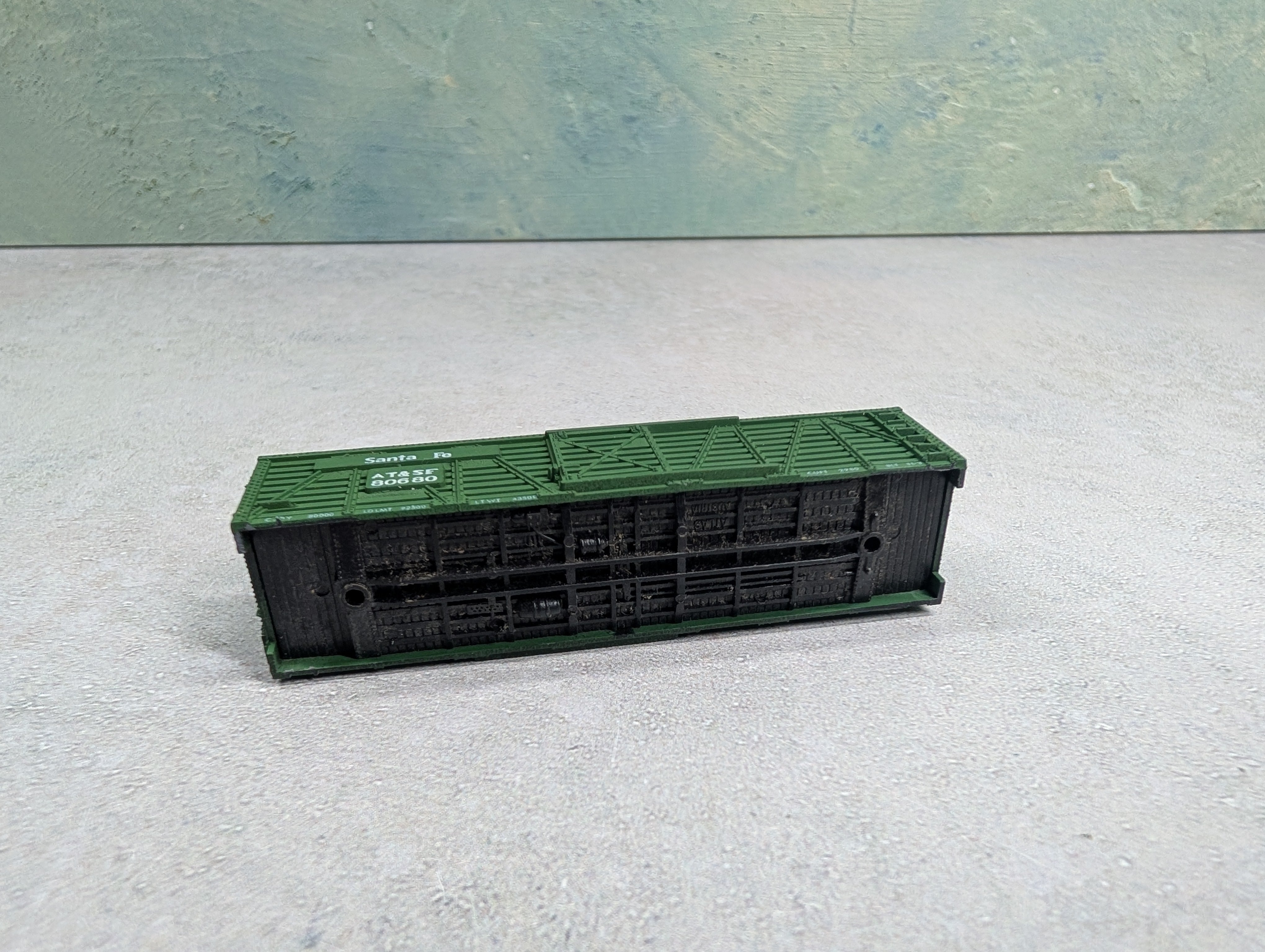 USED Atlas N Scale 40' Cattle Stock Car Santa Fe ATSF #80680