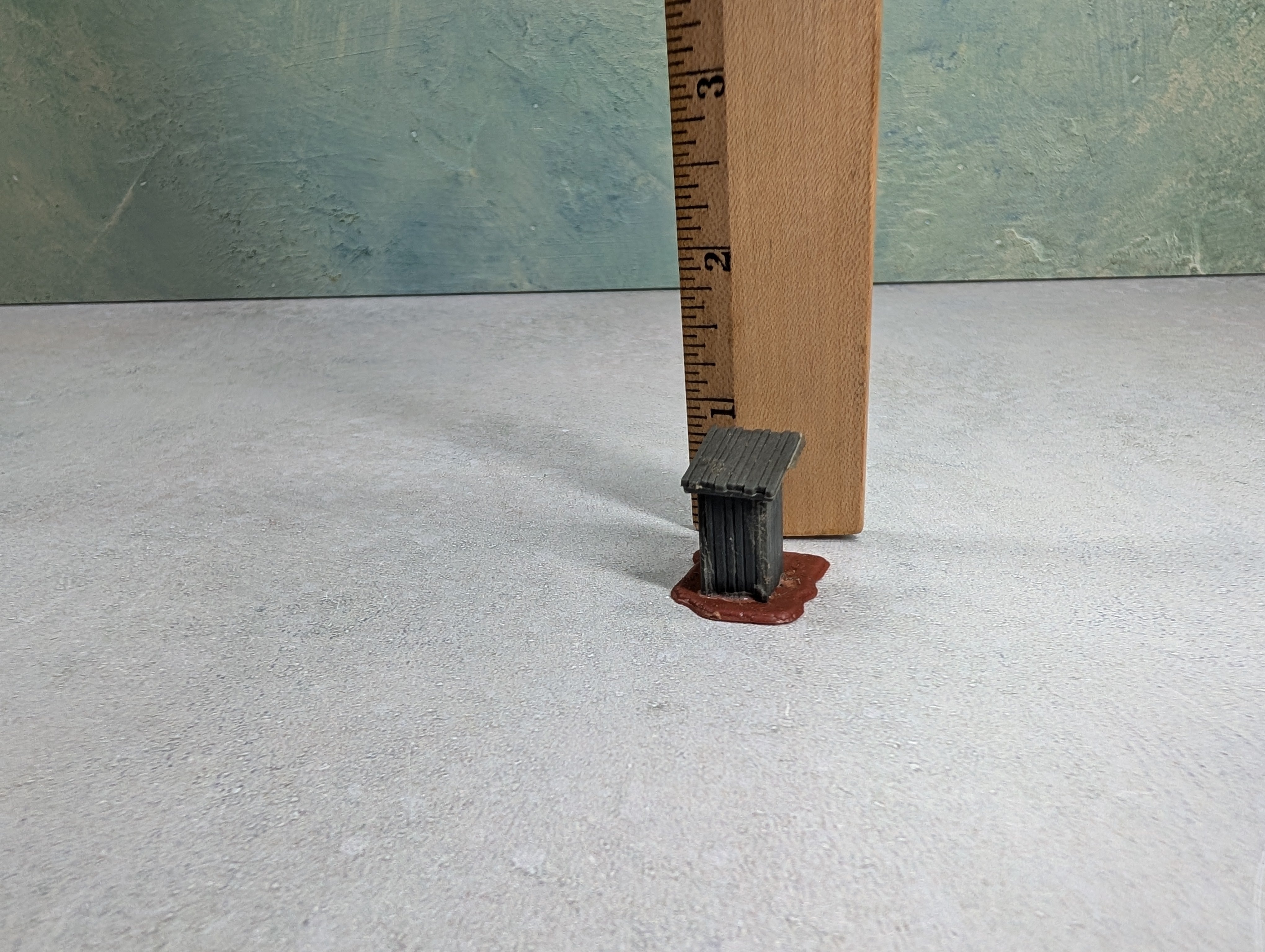 USED HO Scale Outhouse