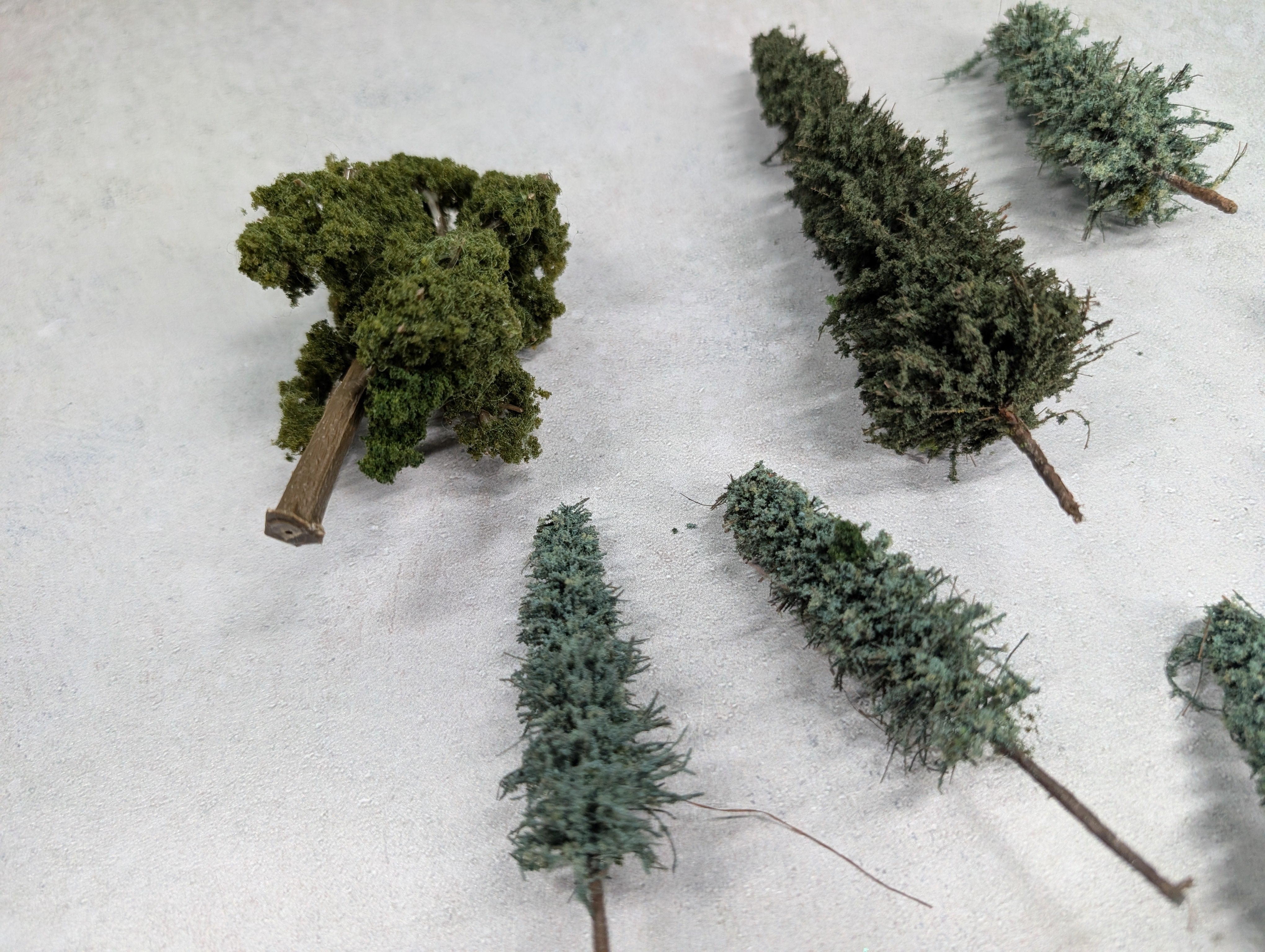 USED Multi Scale Lot of Trees