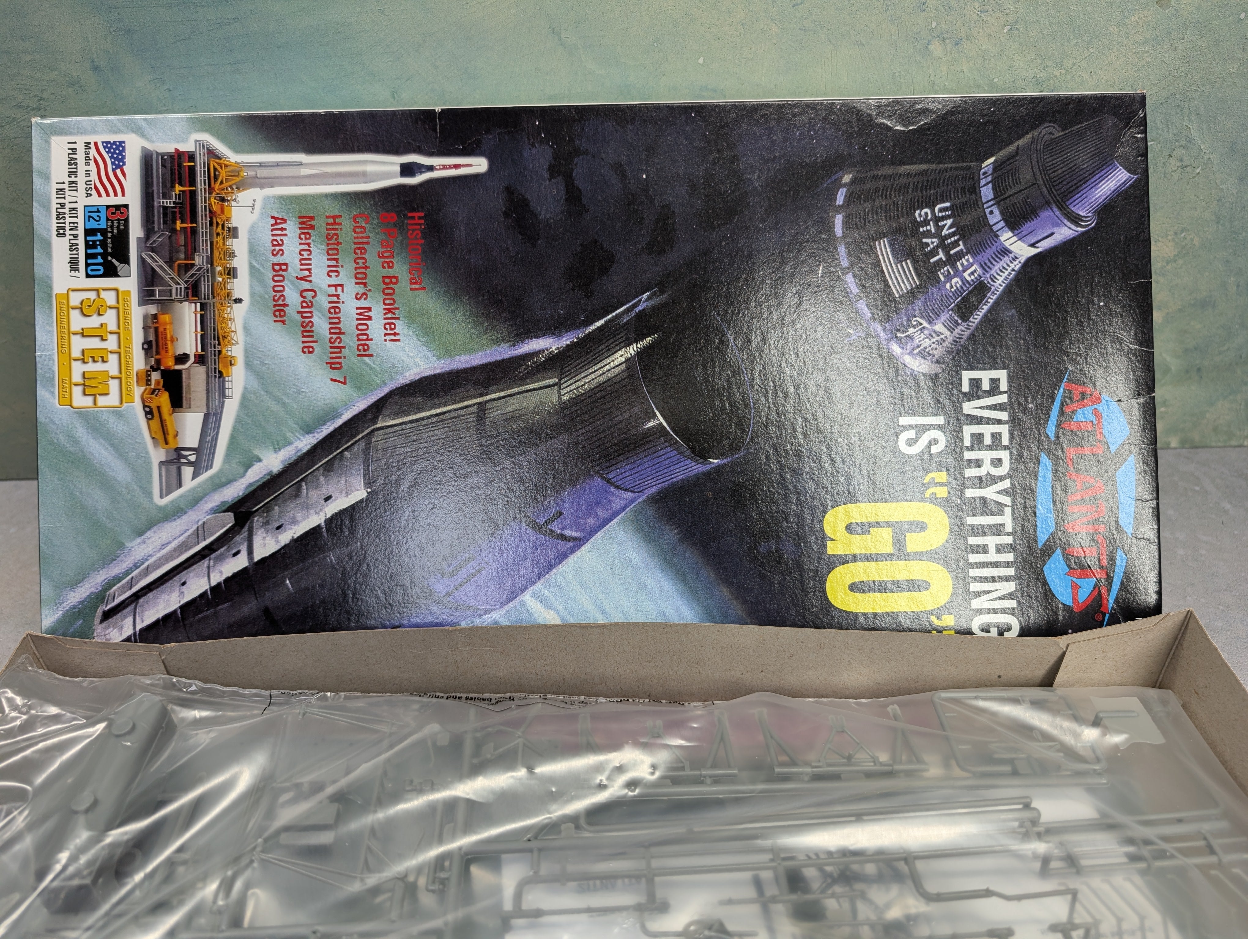 Atlantis H1833 1:110 Mercury Capsule and Atlas Booster - Skill Level 3 KIT
