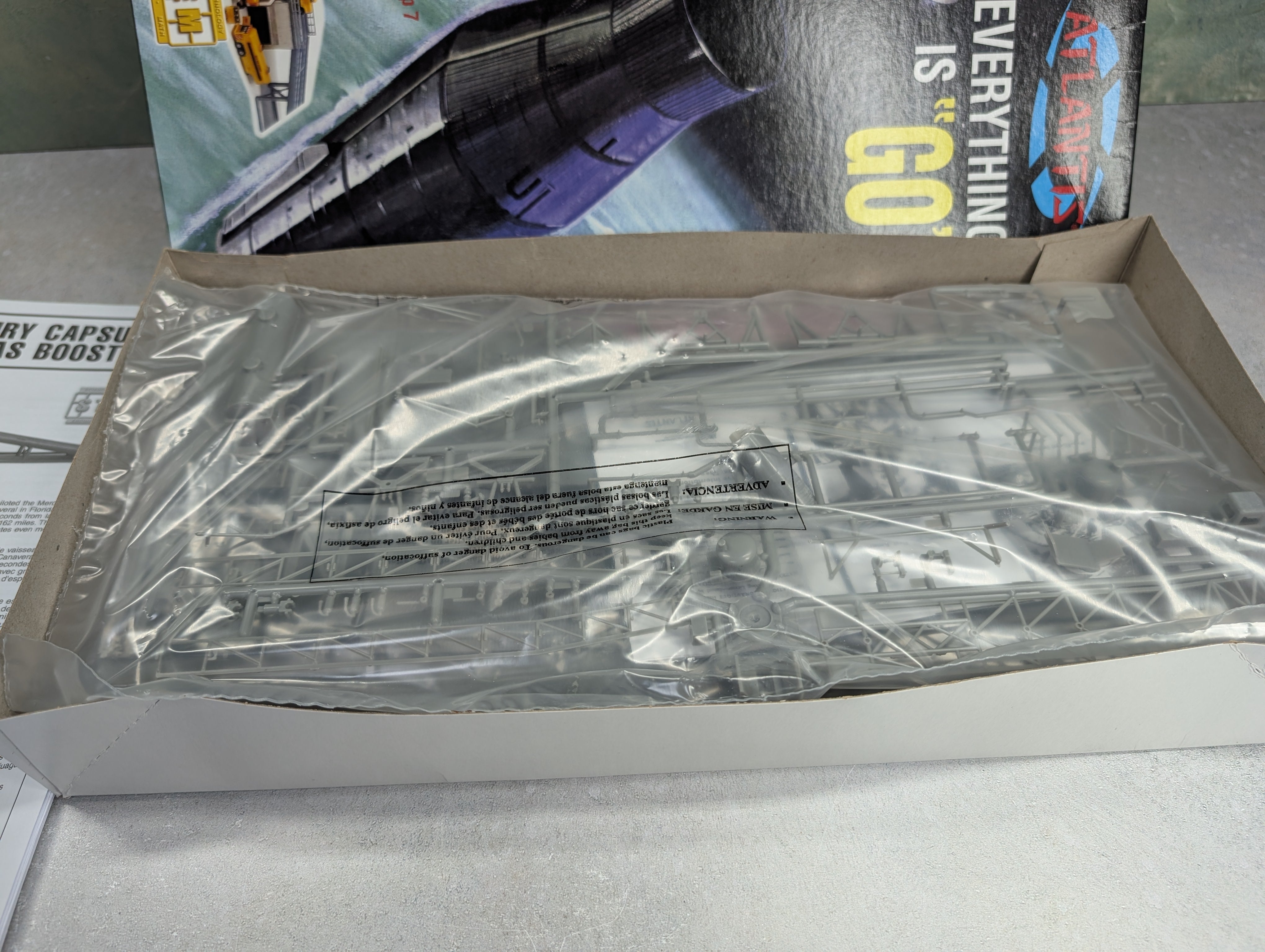 Atlantis H1833 1:110 Mercury Capsule and Atlas Booster - Skill Level 3 KIT