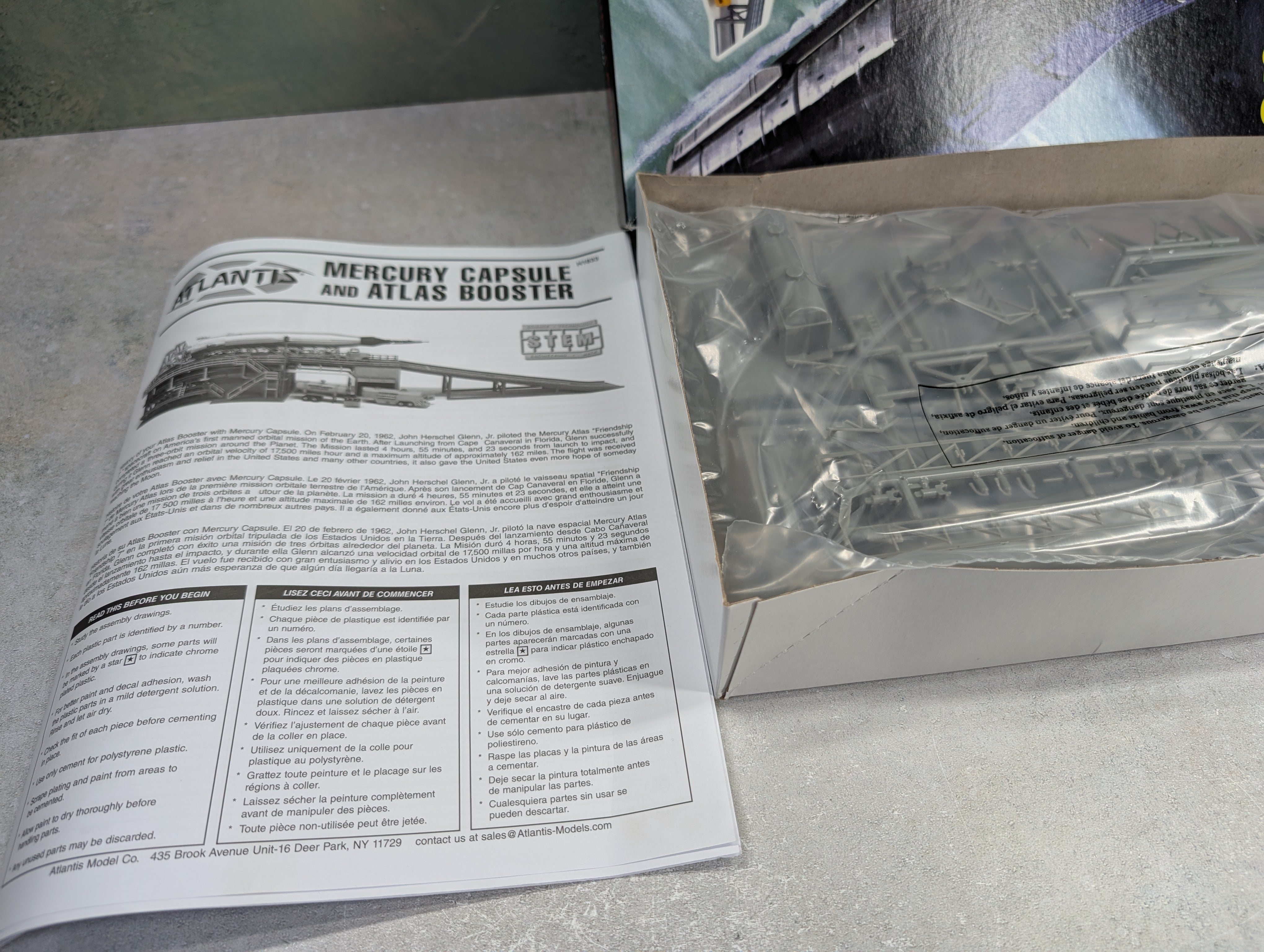 Atlantis H1833 1:110 Mercury Capsule and Atlas Booster - Skill Level 3 KIT
