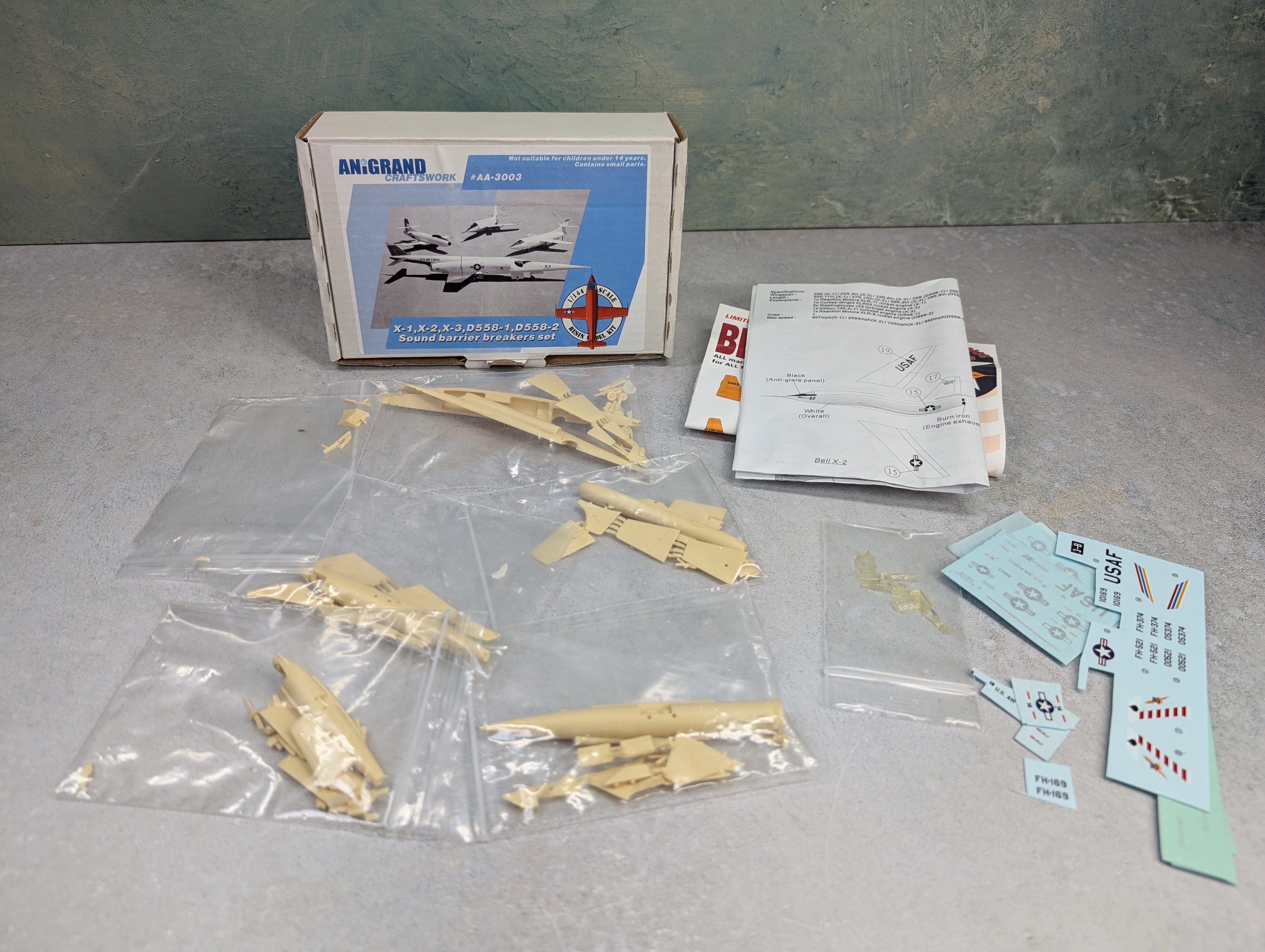 USED Anigrand Craftswork AA-3003 1:144 Resin Sound Barrier Breakers Set KIT