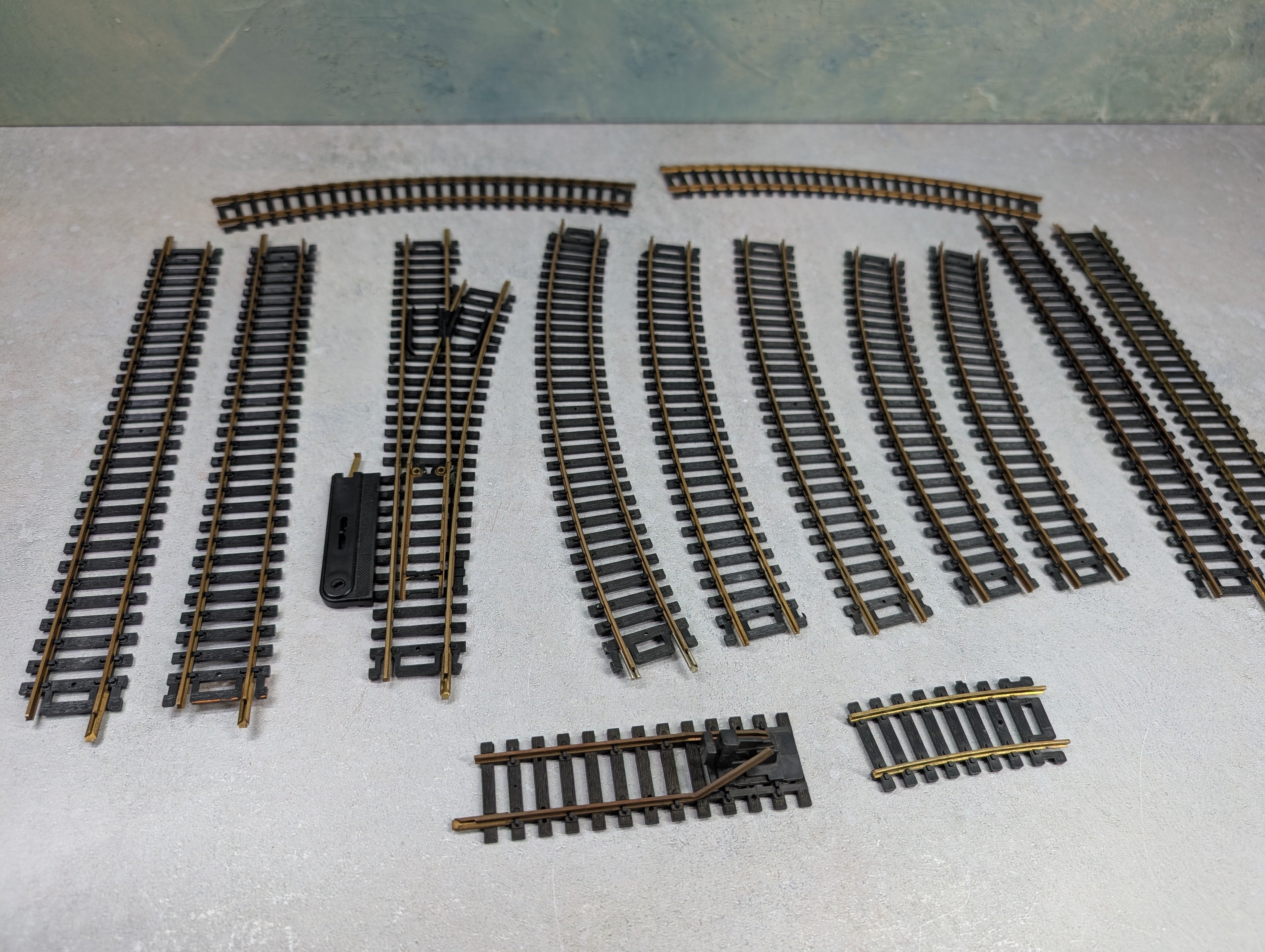 USED HO Scale Lot of Various Code 100 Brass Track (14 pcs)