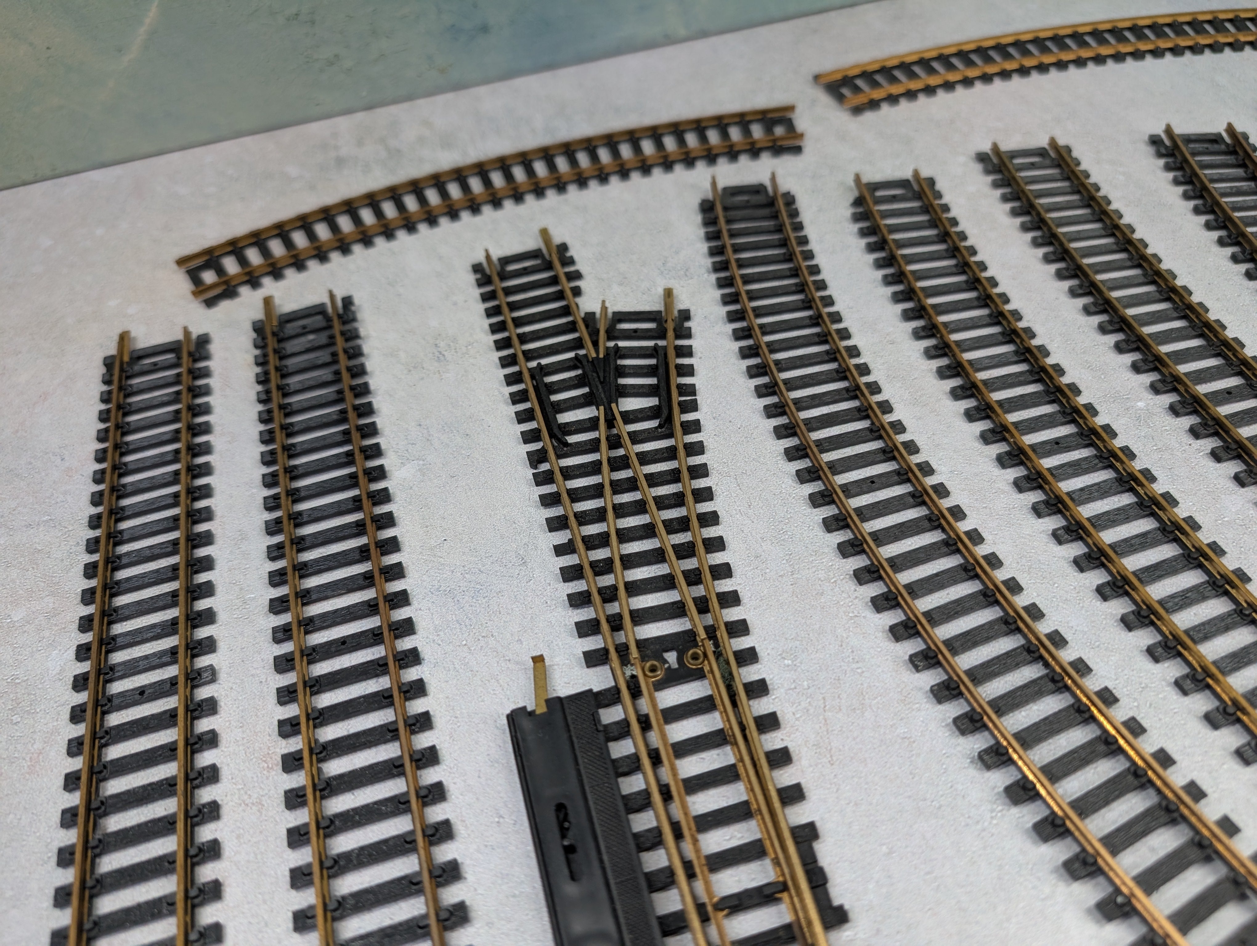 USED HO Scale Lot of Various Code 100 Brass Track (14 pcs)