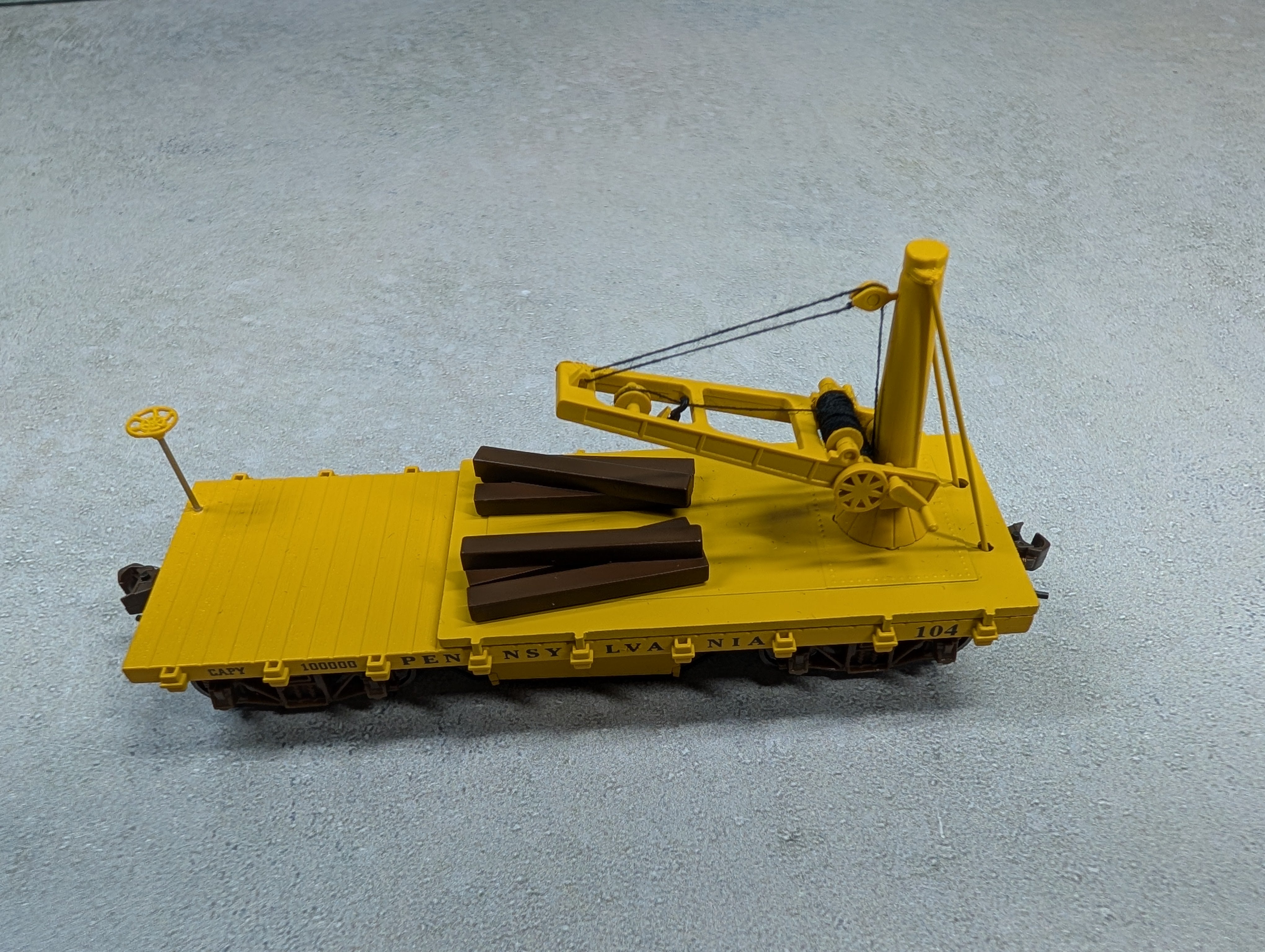 USED Bachmann HO Scale Old Time Derrick Car Pennsylvania #104