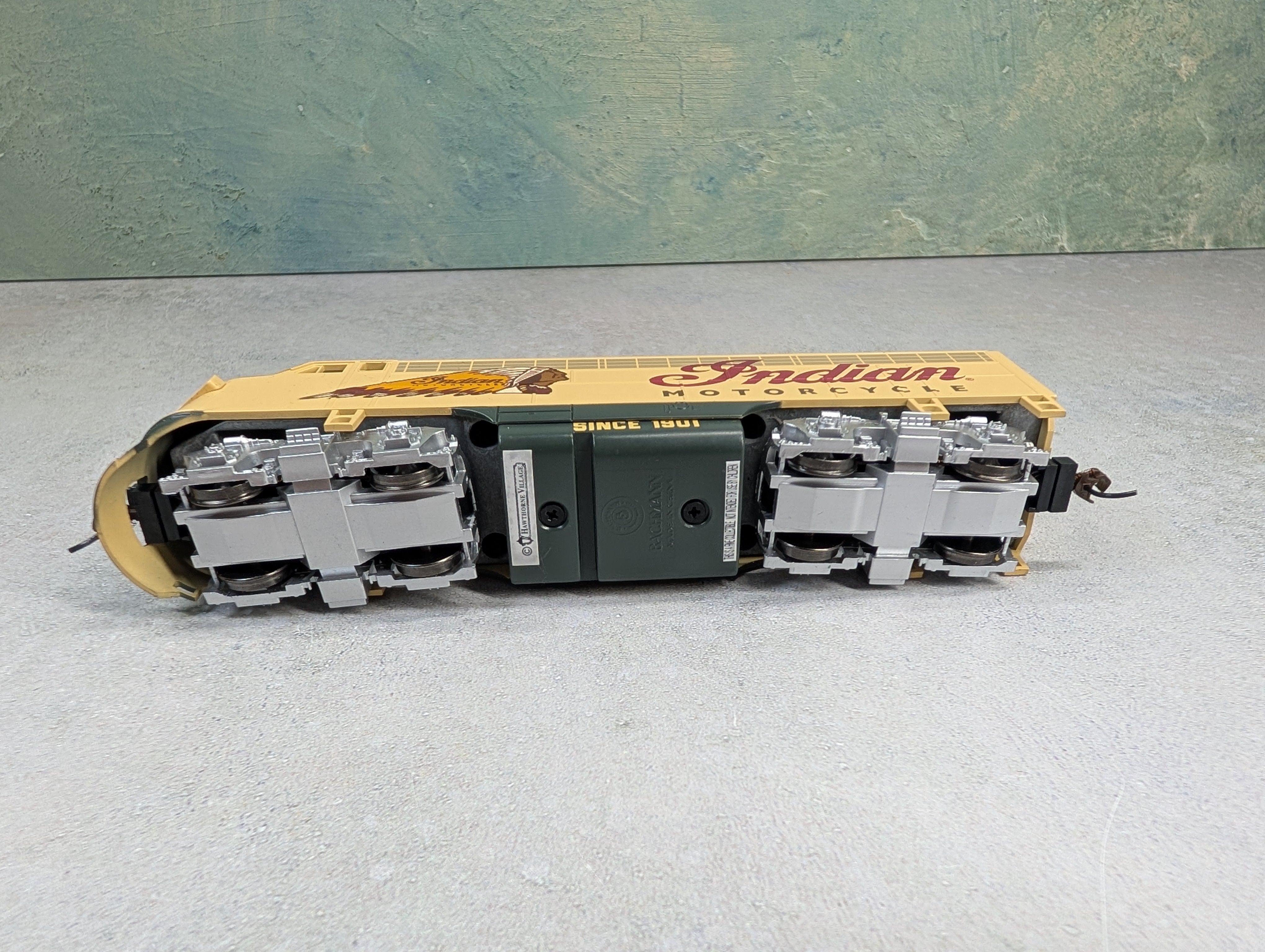 USED Hawthorne Village HO Scale Bachmann Diesel Locomotive Indian Motorcycle Runs Great DC