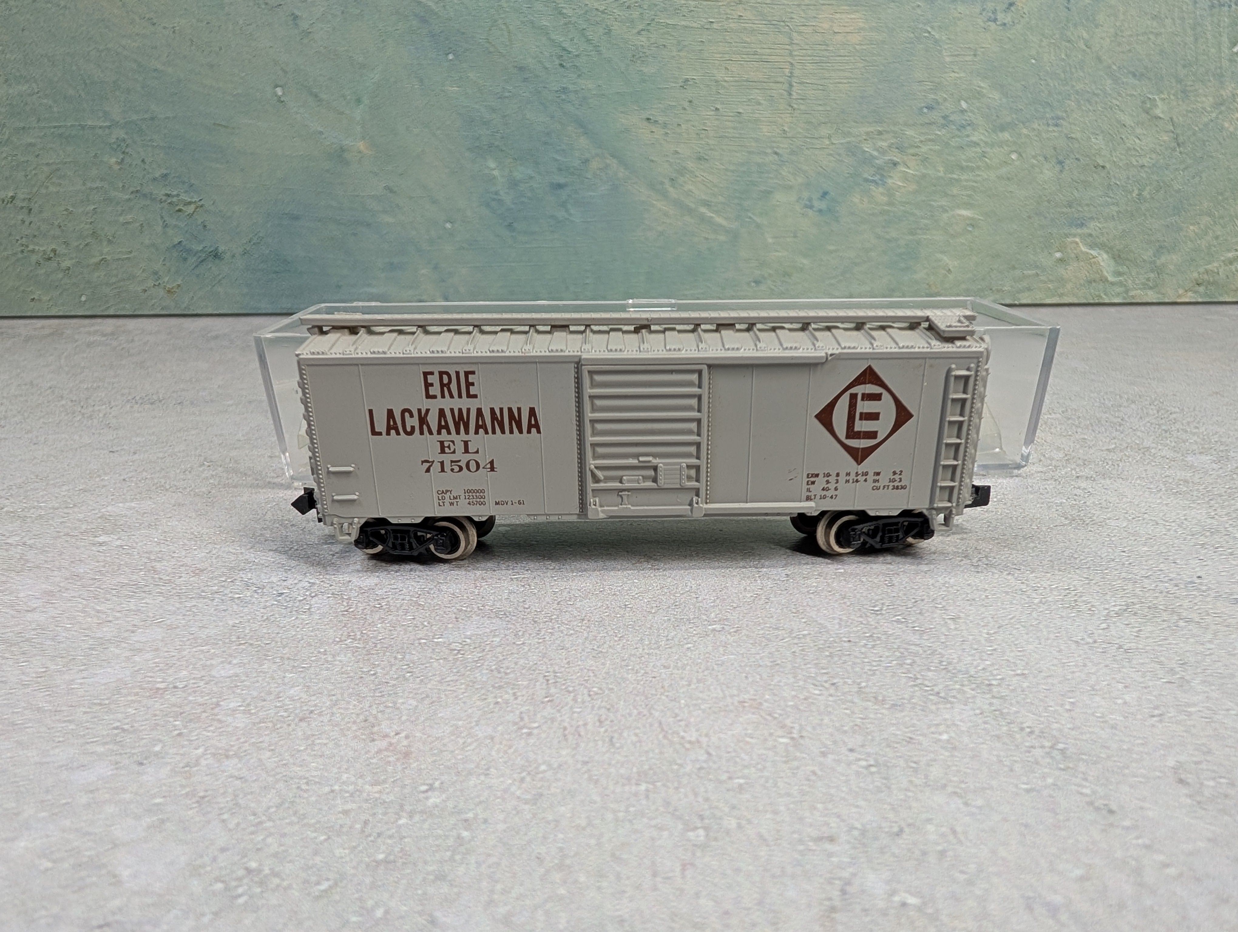 USED Atlas N Scale Box Car Erie Lackawanna EL #71504