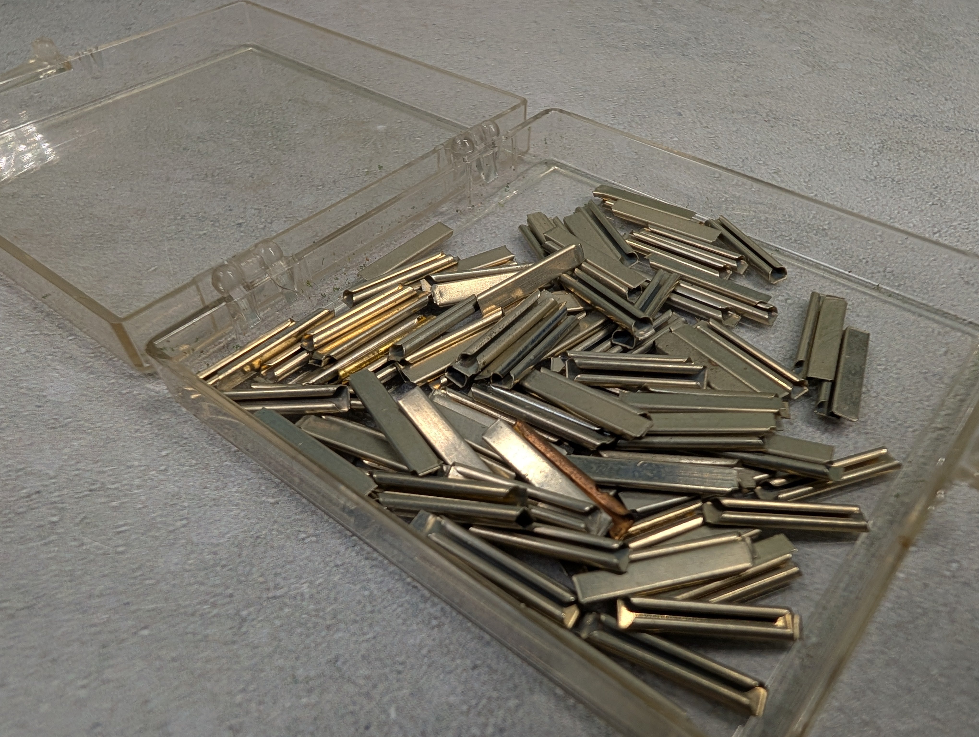 USED HO Scale Random Lot of Rail Joiners