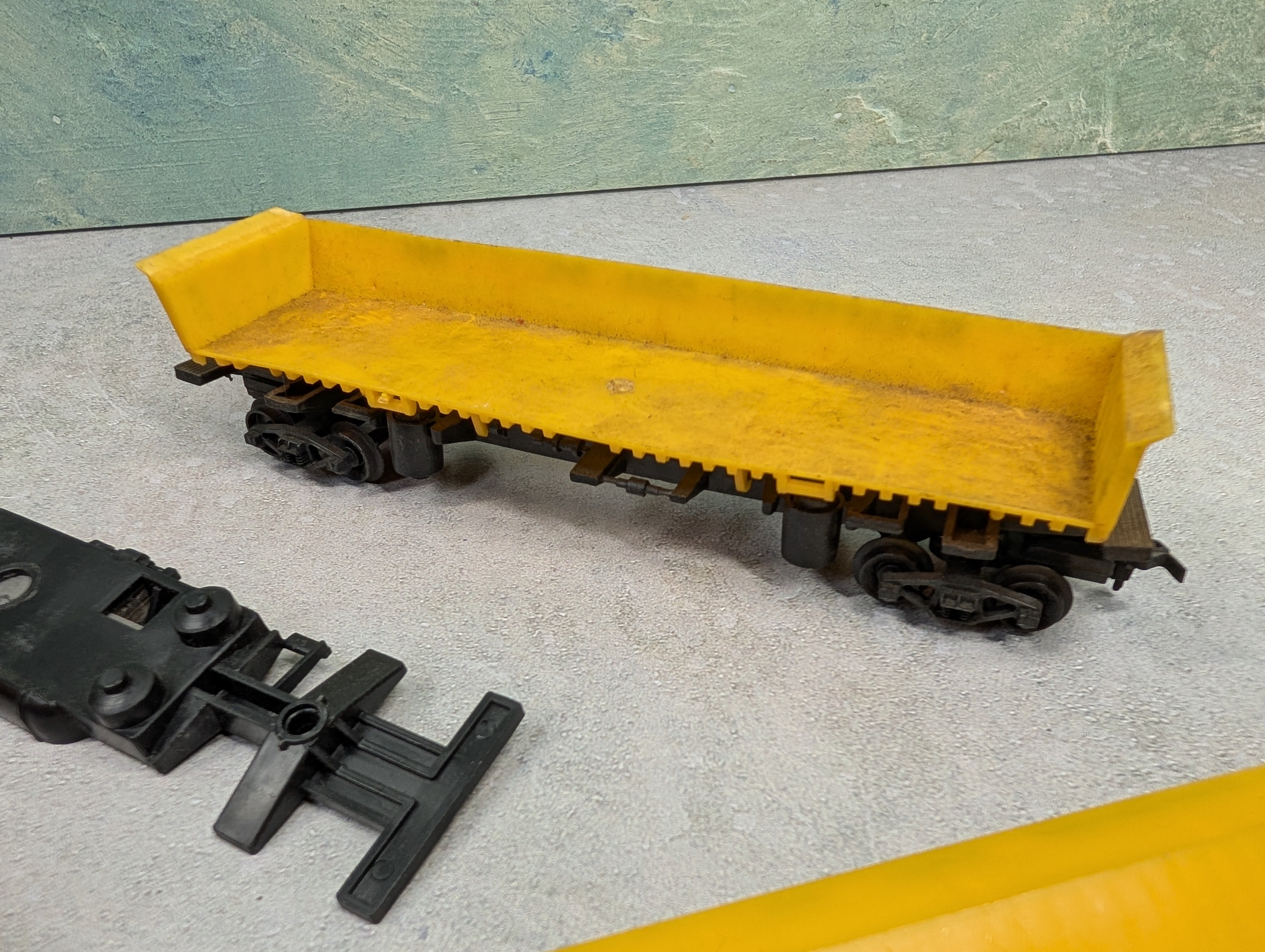 USED Life-Like HO Scale Lot of Parts For McKeesport Coal Co Dumpers Cars