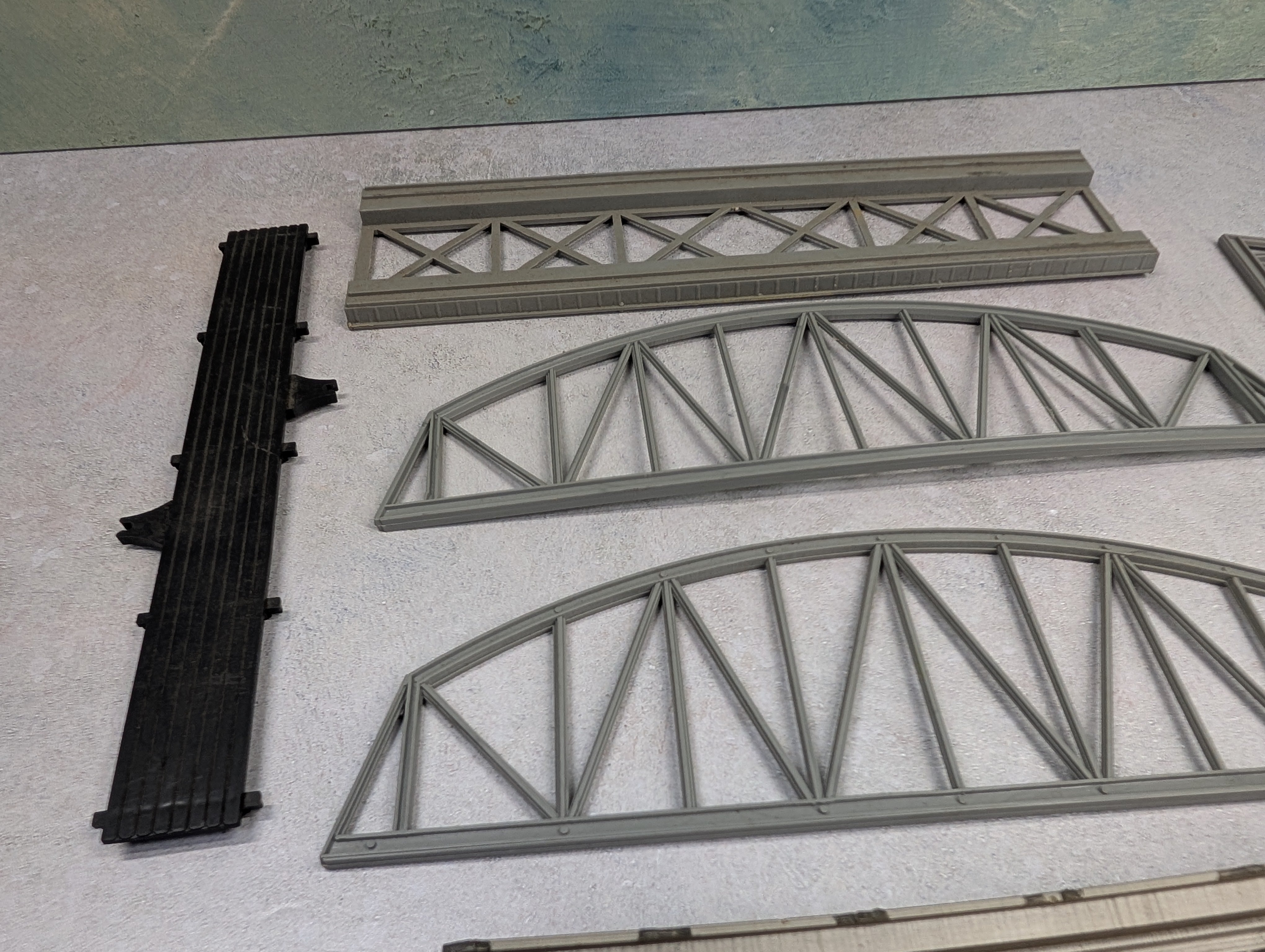 USED Heljan HO Scale Lot of Arch Bridge Parts