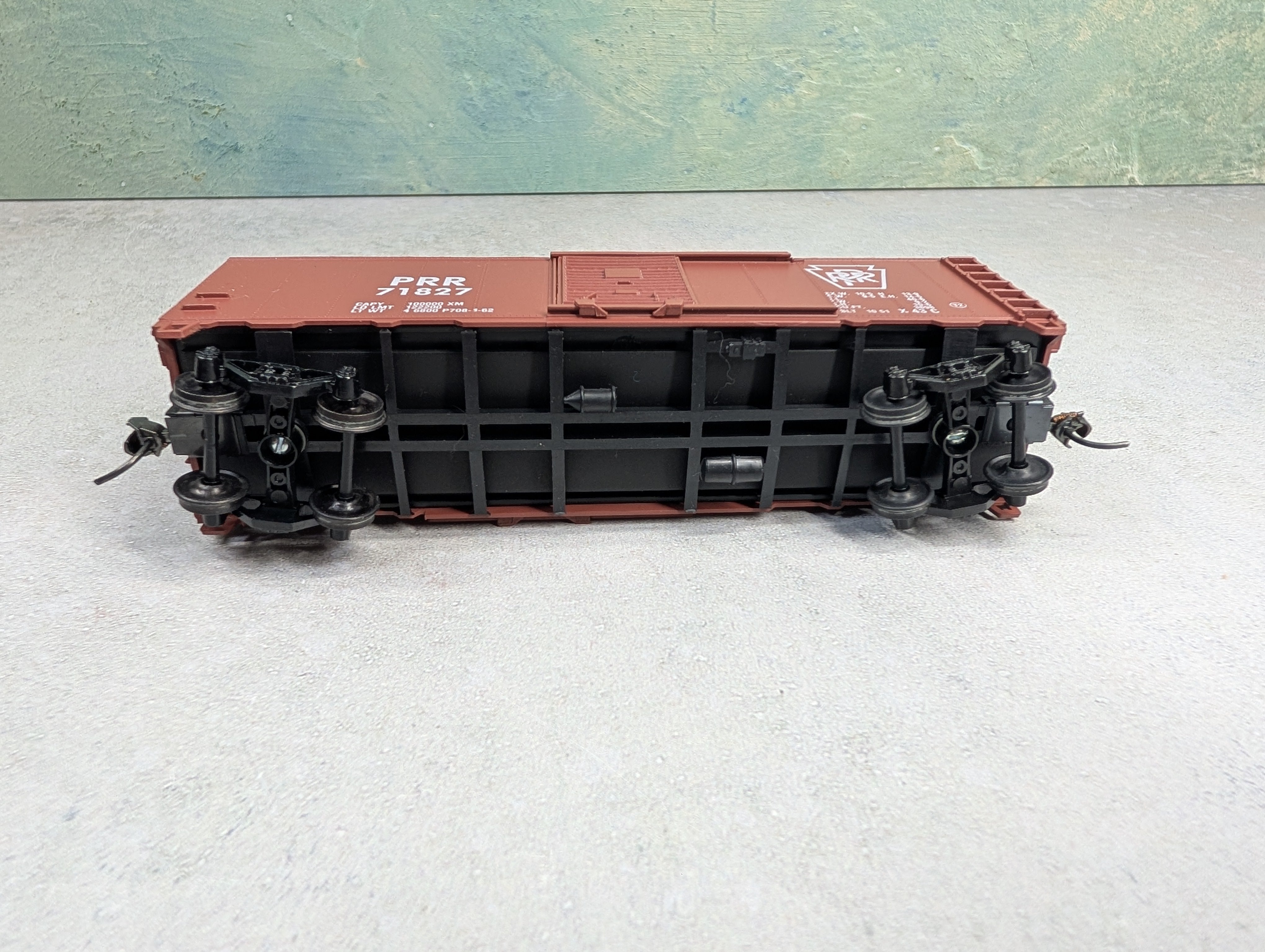 USED Athearn HO Scale 40' Box Car Pennsylvania PRR #71827 Kadees