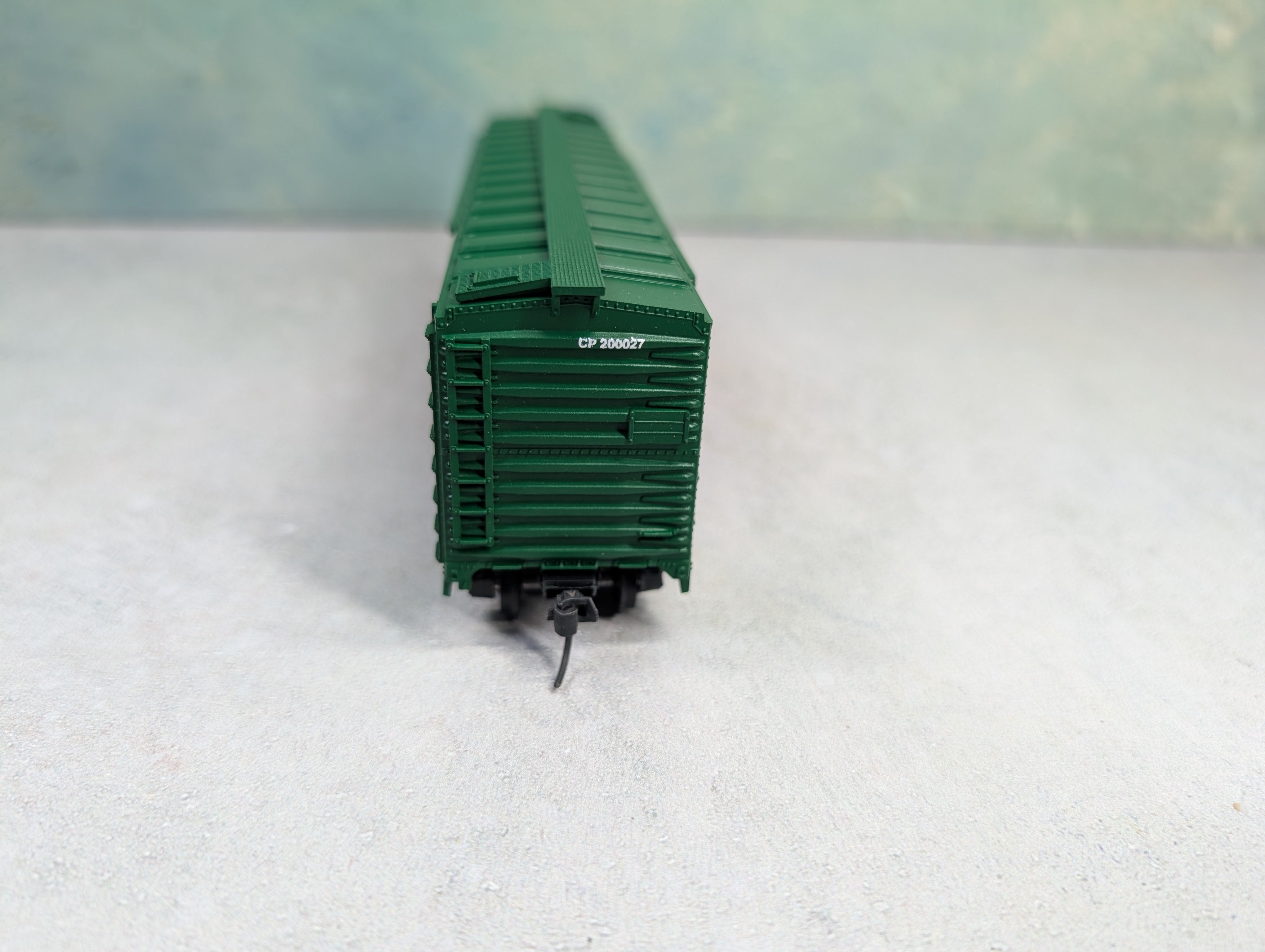 USED Athearn HO Scale 50' DD Box Car Canadian Pacific CP #200027 Bev-Bel