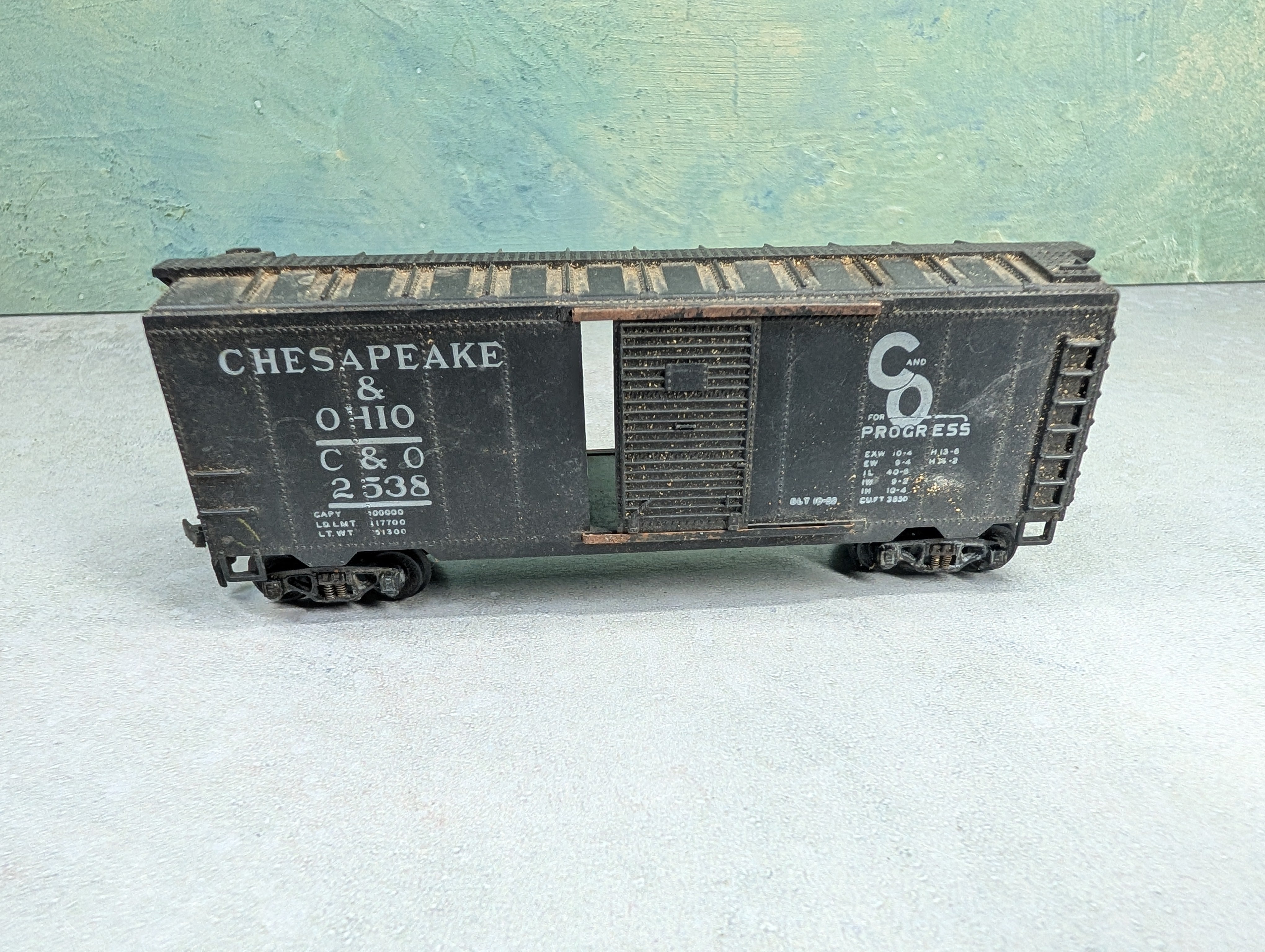 USED Varney HO Scale 40' Box Car Chesapeake and Ohio C&O #2538