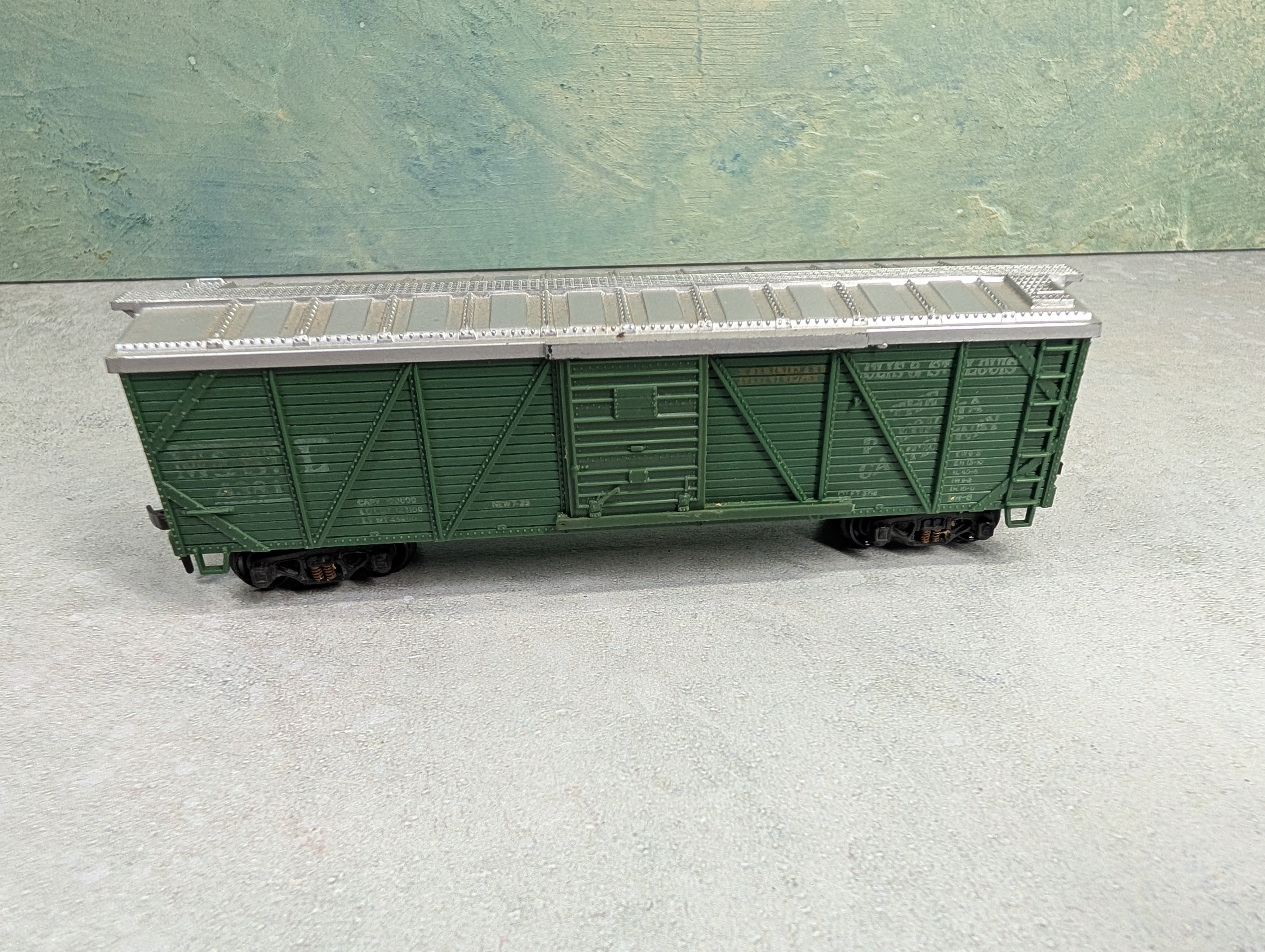 USED Varney HO Scale 40' Wooden Box Car Minneapolis & St Louis M&StL #4381 Faded Text