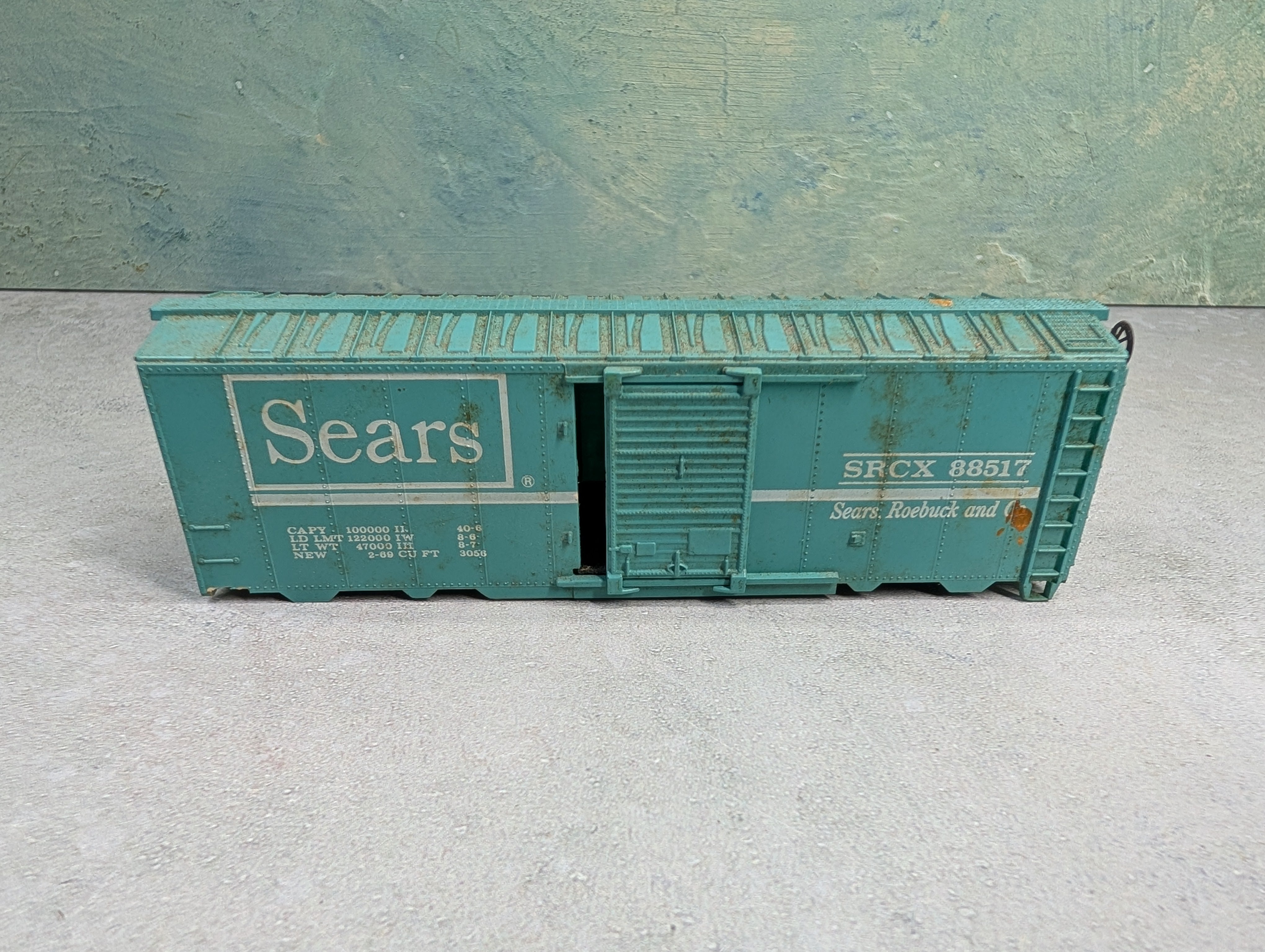 USED Lionel HO Scale 40' Box Car Sears SRCX #88517 No Trucks/Couplers