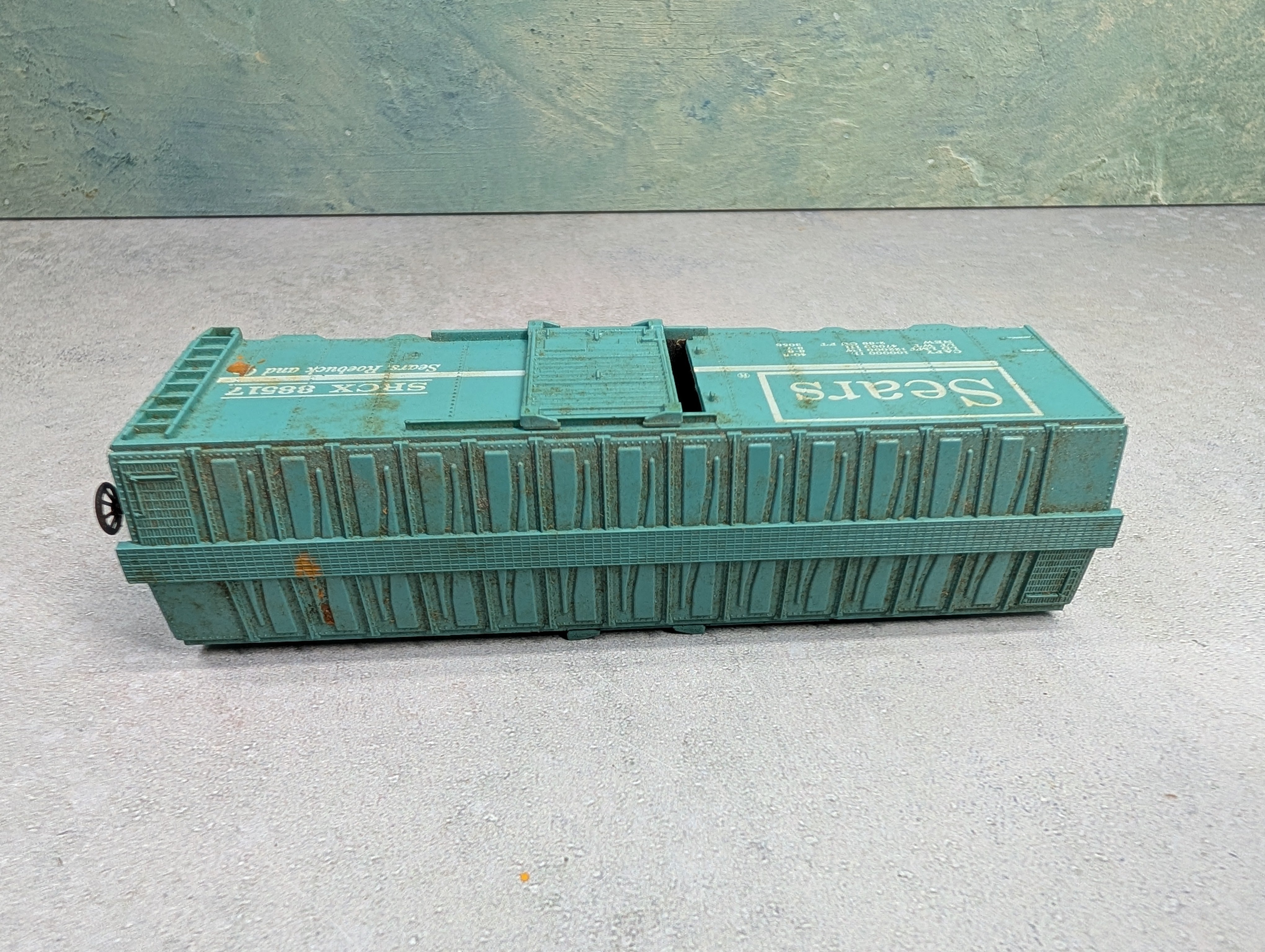 USED Lionel HO Scale 40' Box Car Sears SRCX #88517 No Trucks/Couplers