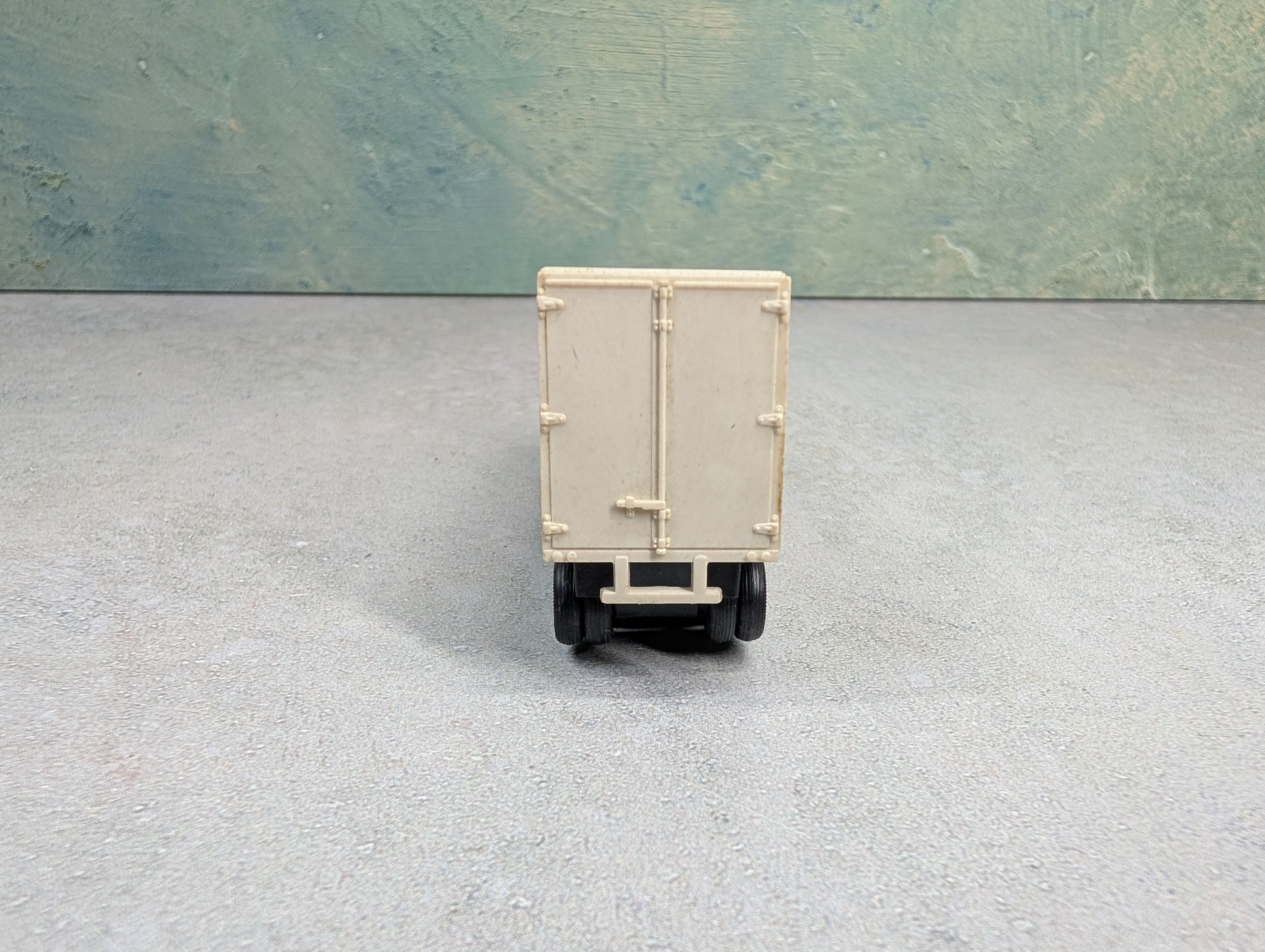 USED Tyco HO Scale 24' Piggyback Trailer Santa Fe