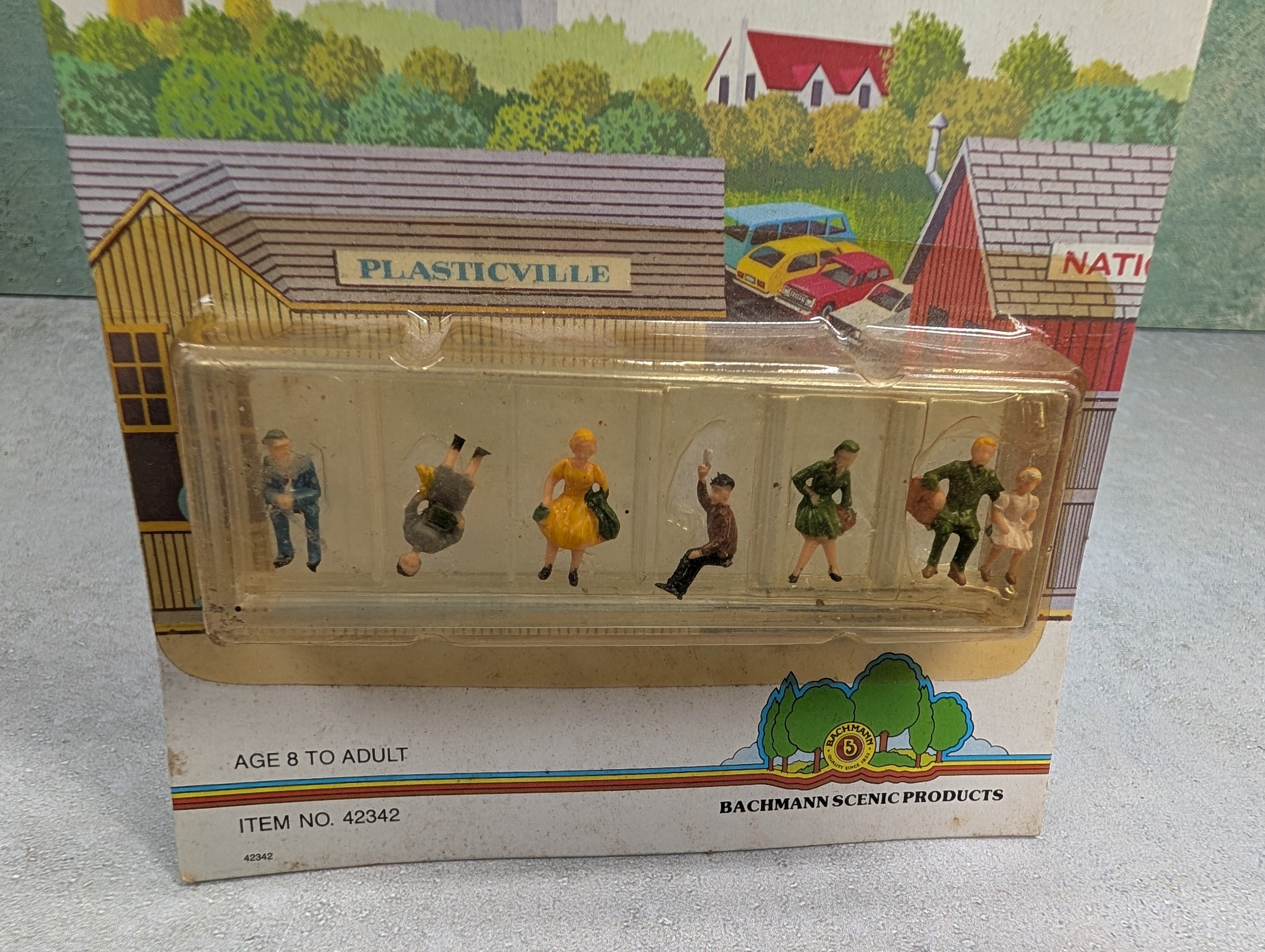 Bachmann 42342 HO Scale Mini-People Sitting Passengers (6 pcs)