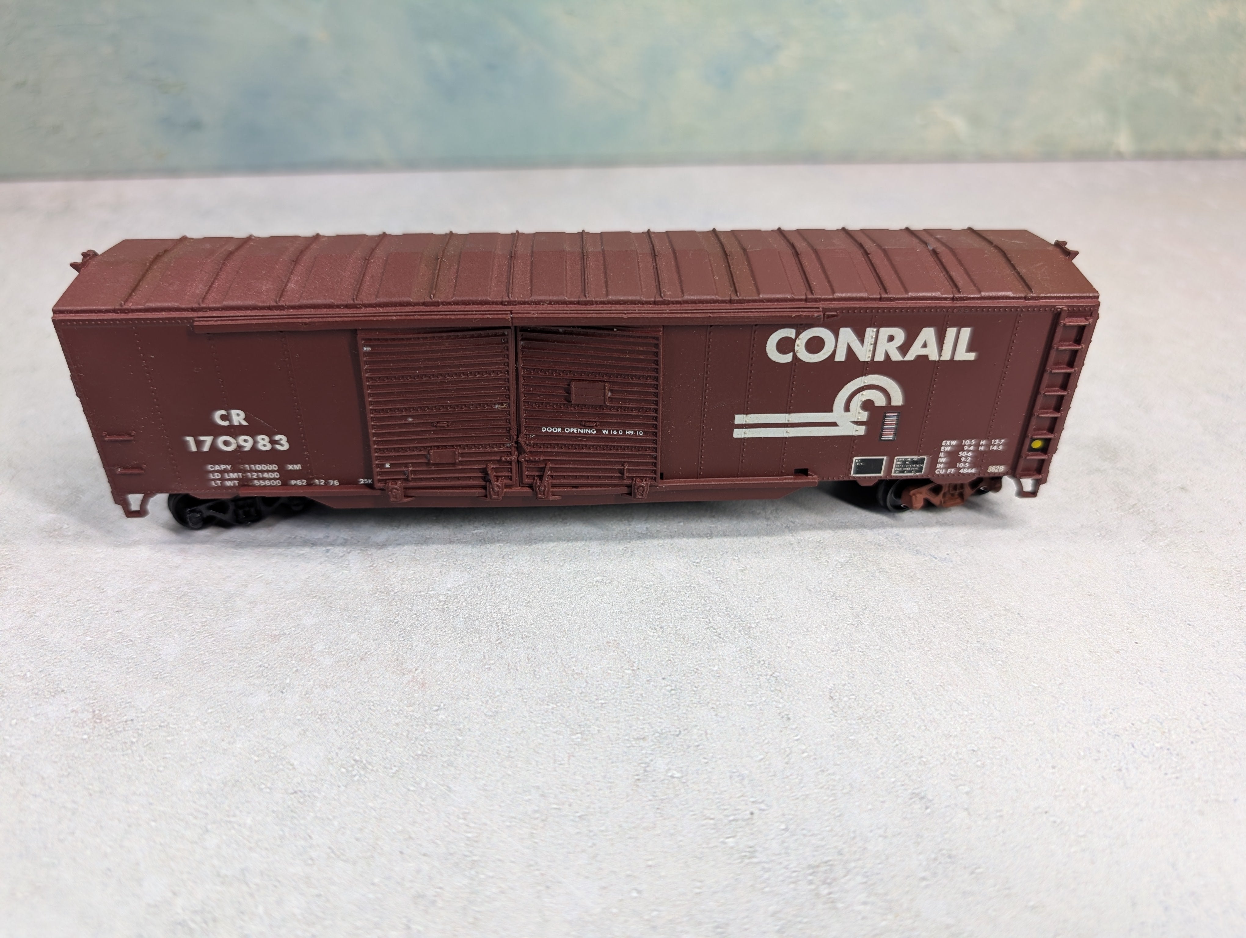 USED Athearn HO Scale 50' DD Box Car Conrail CR #170983 Custom Decals