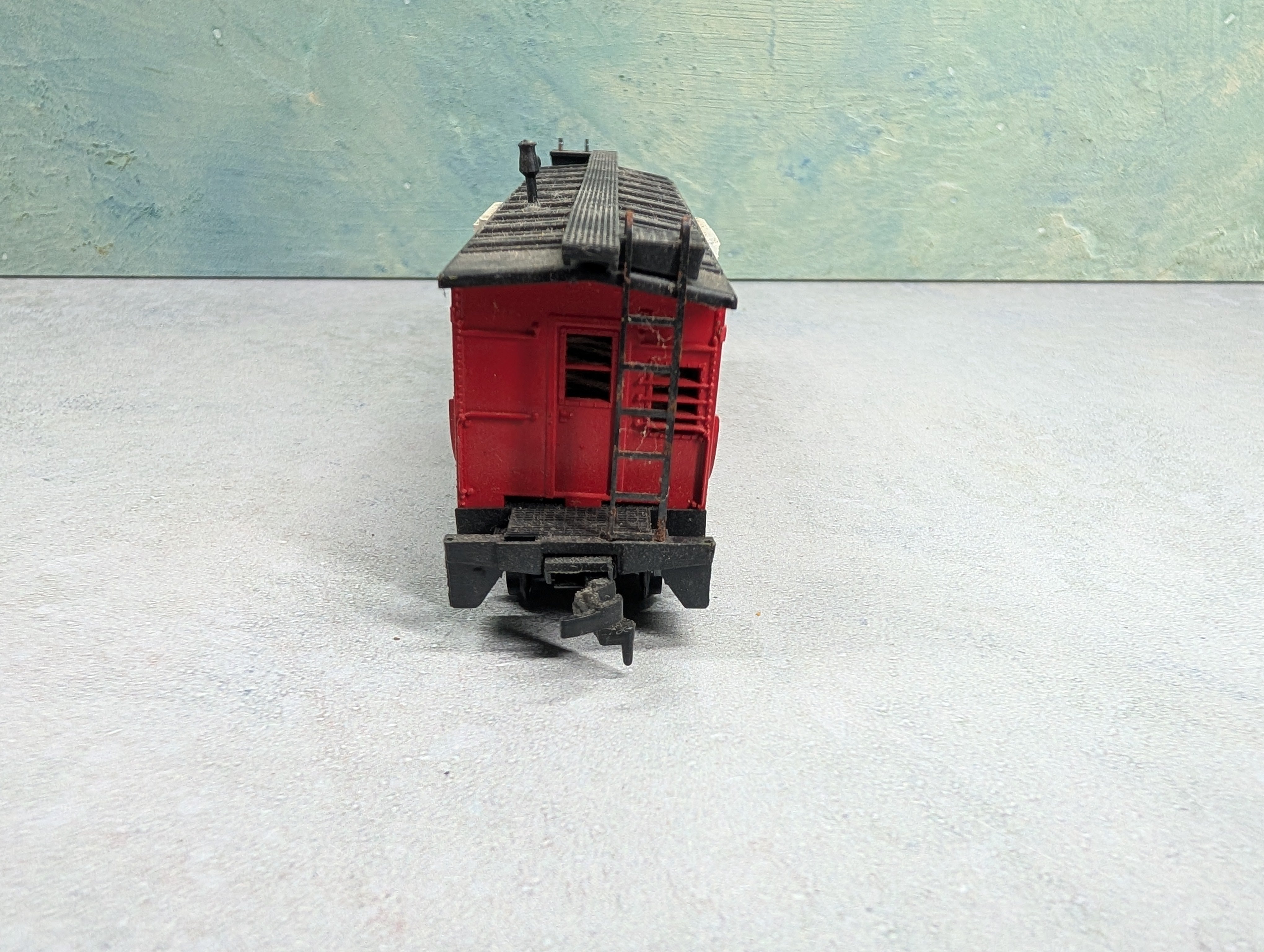 USED Athearn HO Scale Bay Window Caboose Nickel Plate Road #480