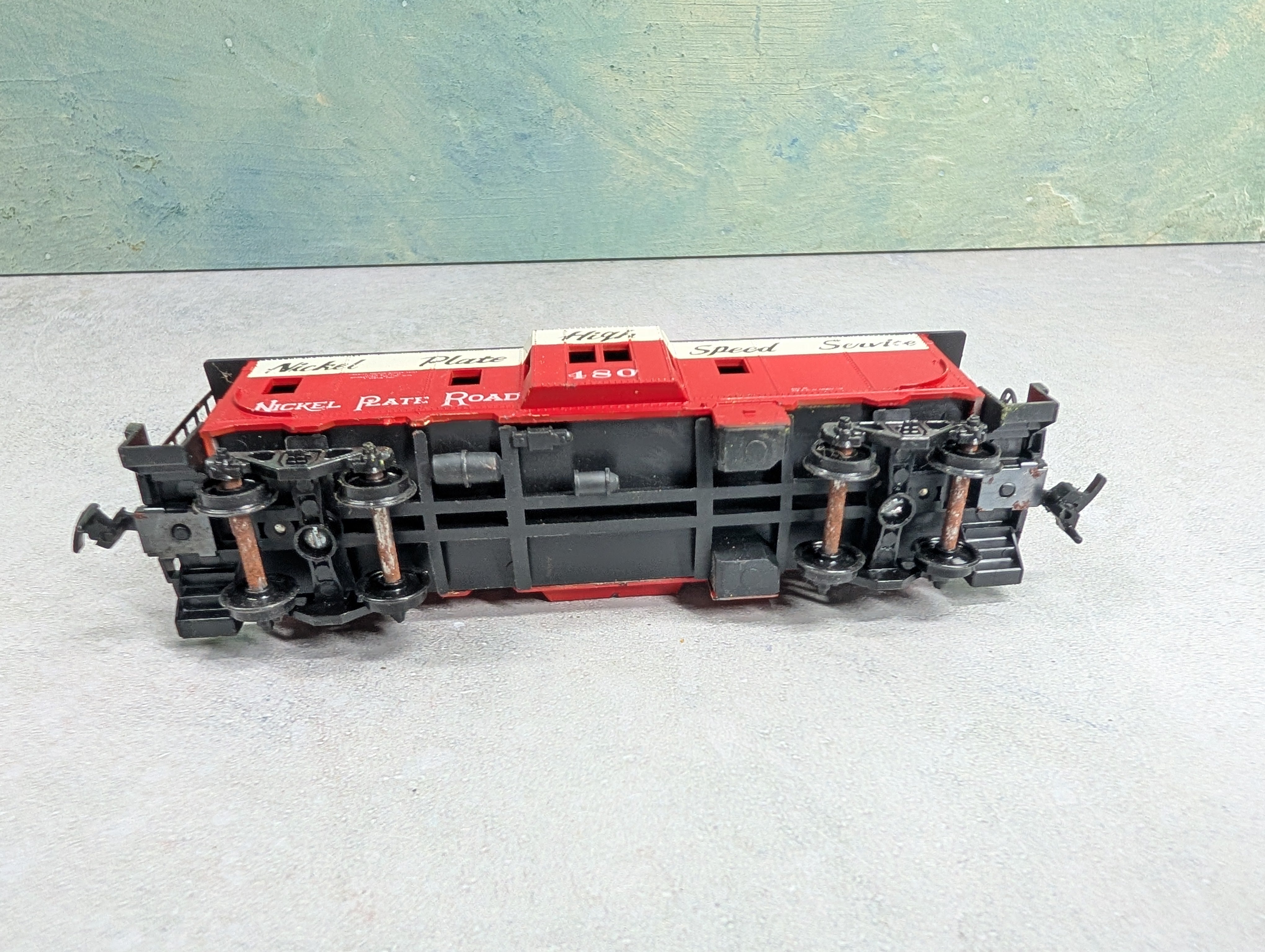 USED Athearn HO Scale Bay Window Caboose Nickel Plate Road #480